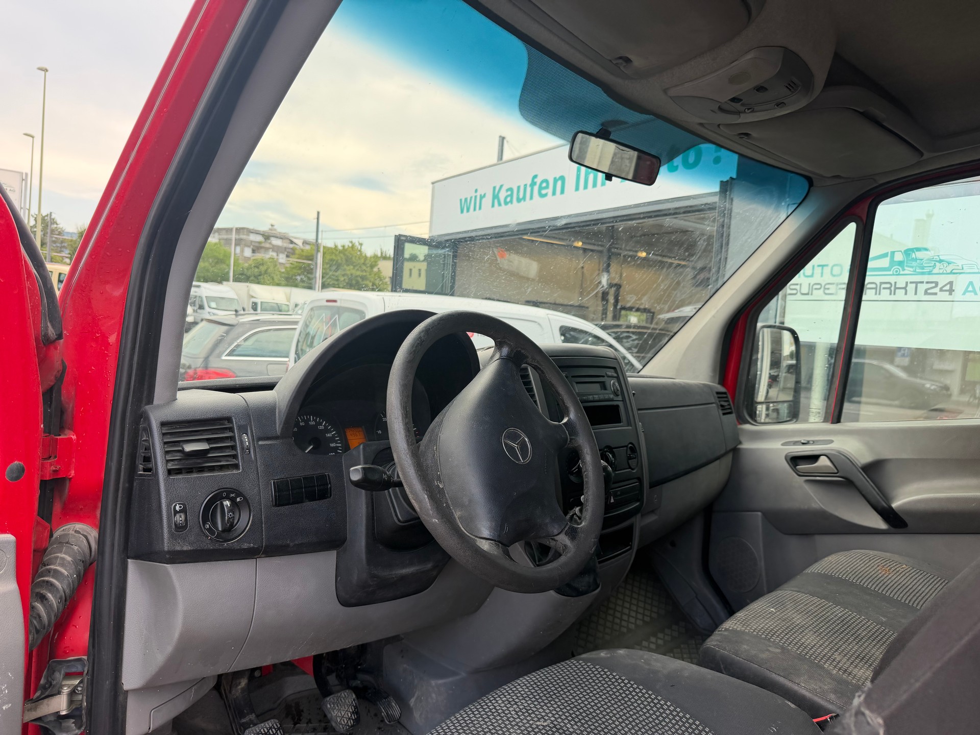MERCEDES-BENZ Sprinter 211 CDI Standard-image-12