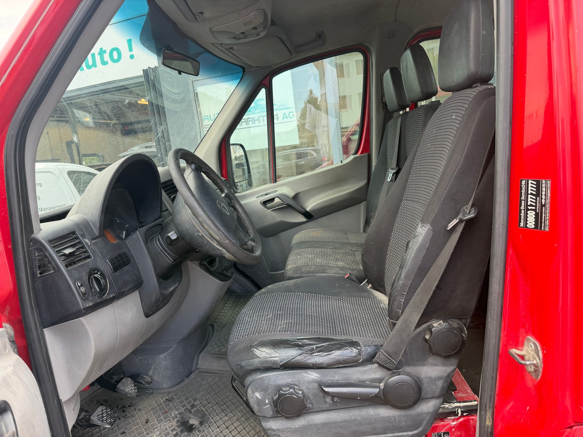 MERCEDES-BENZ Sprinter 211 CDI Standard-image-11