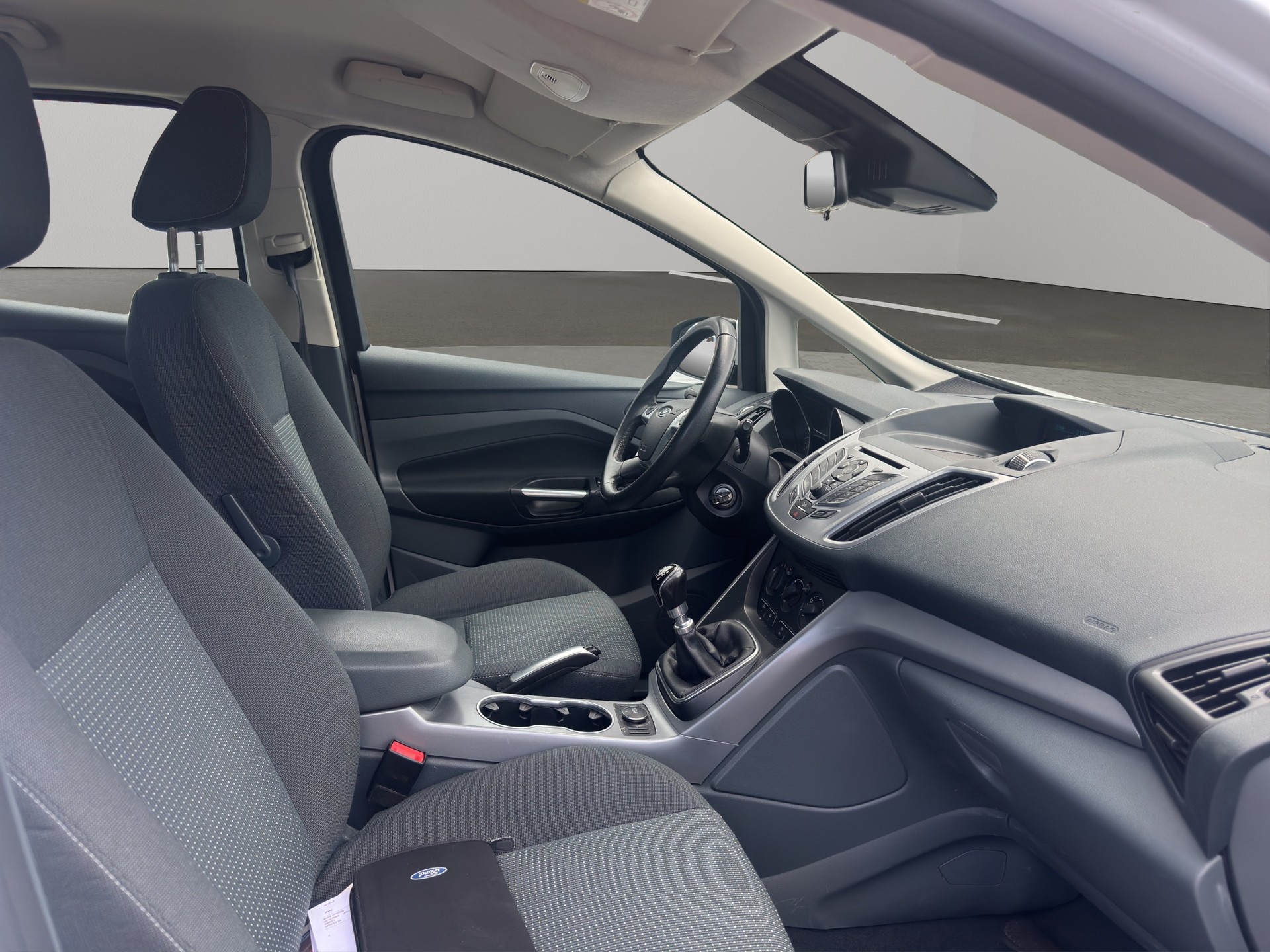 FORD C-Max 1.0 SCTi Winner-image-8