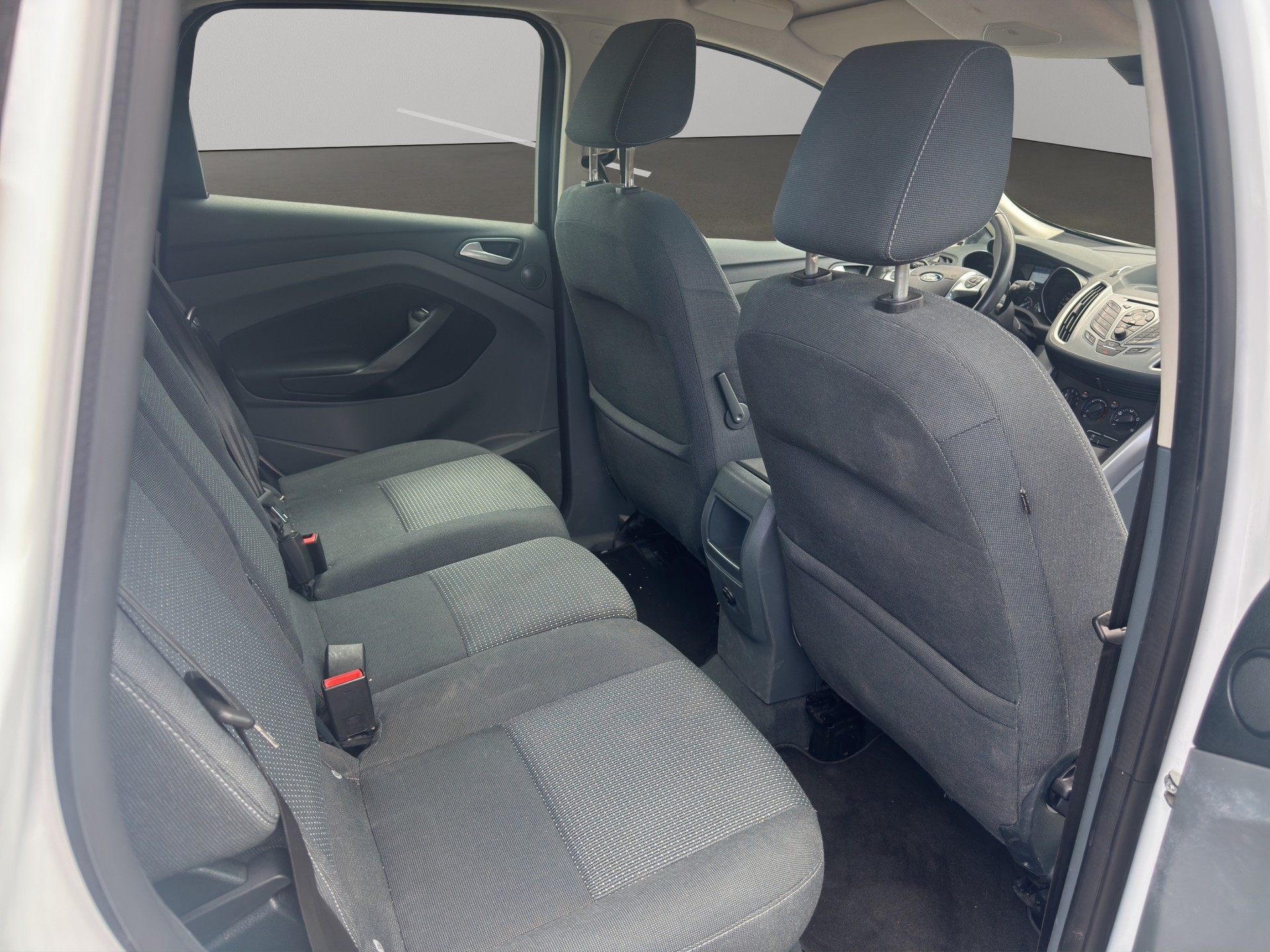 FORD C-Max 1.0 SCTi Winner-image-9