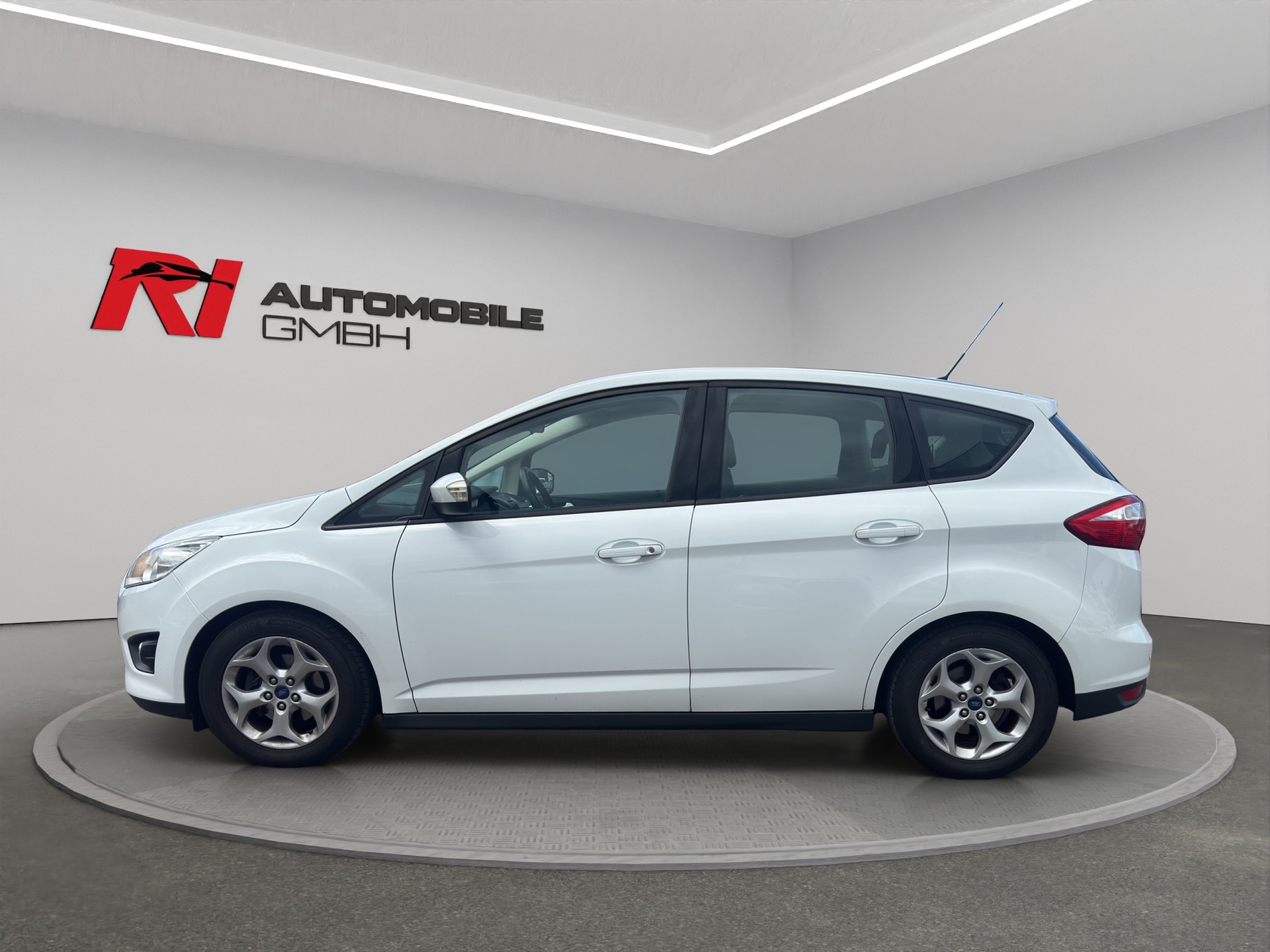 FORD C-Max 1.0 SCTi Winner-image-1