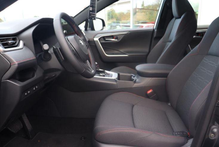 TOYOTA RAV4 2.5 Plug-In-Hybrid Trend-image-4