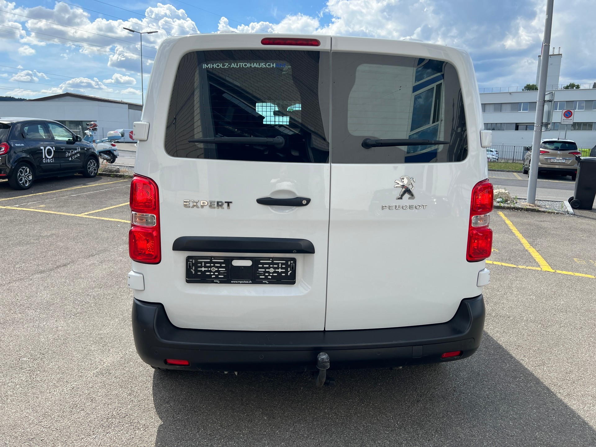 PEUGEOT Expert 1.5 BlueHDi 120 S&S Standard-image-5