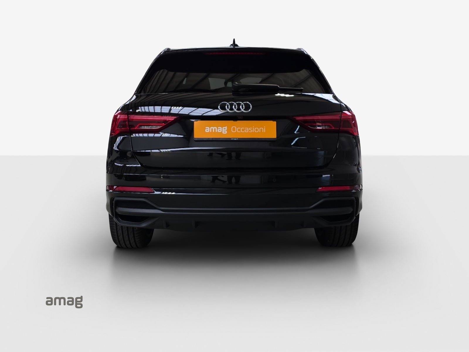 AUDI Q3 35 TFSI S line Attraction S-tronic-image-3