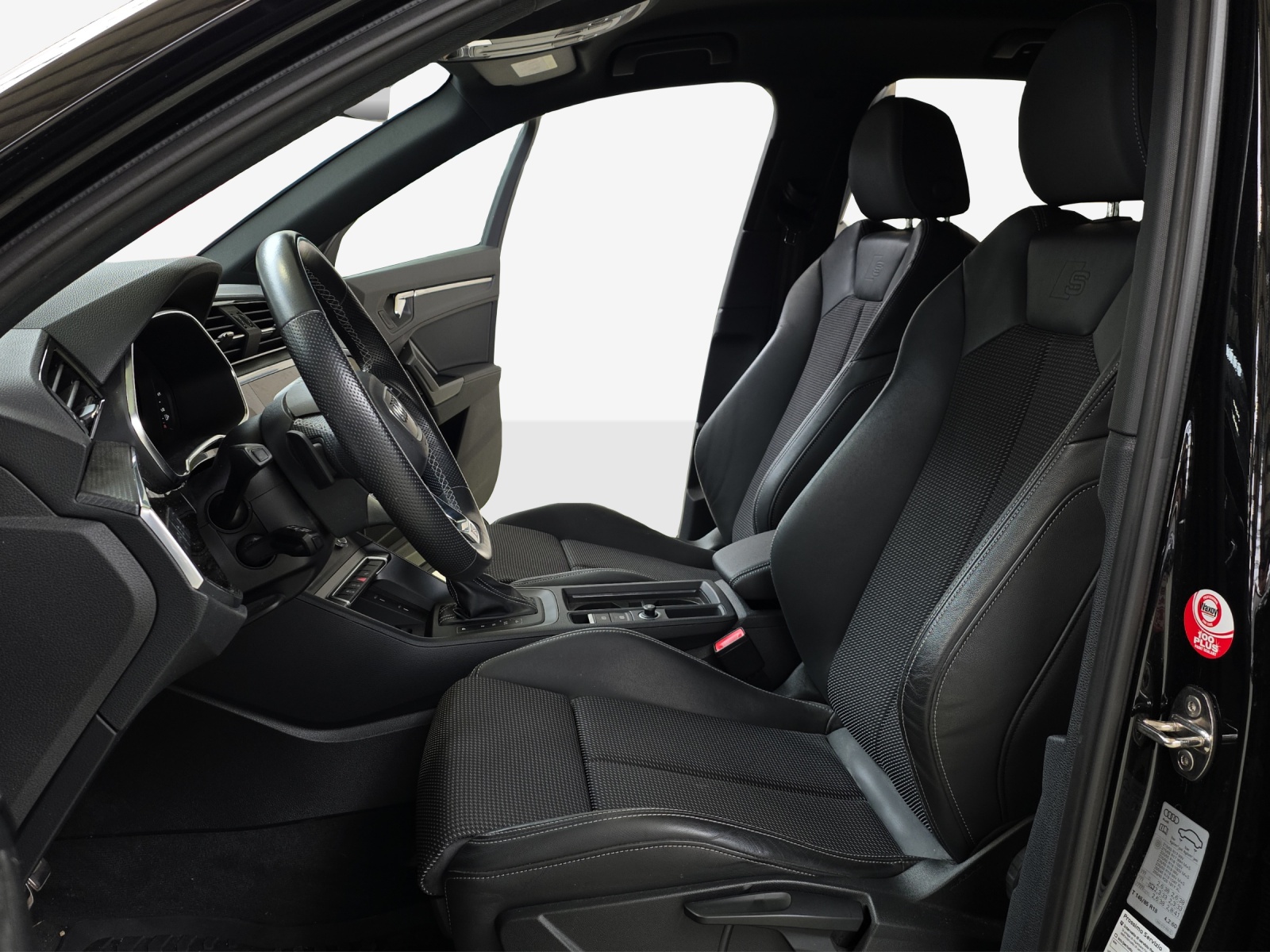 AUDI Q3 35 TFSI S line Attraction S-tronic-image-7