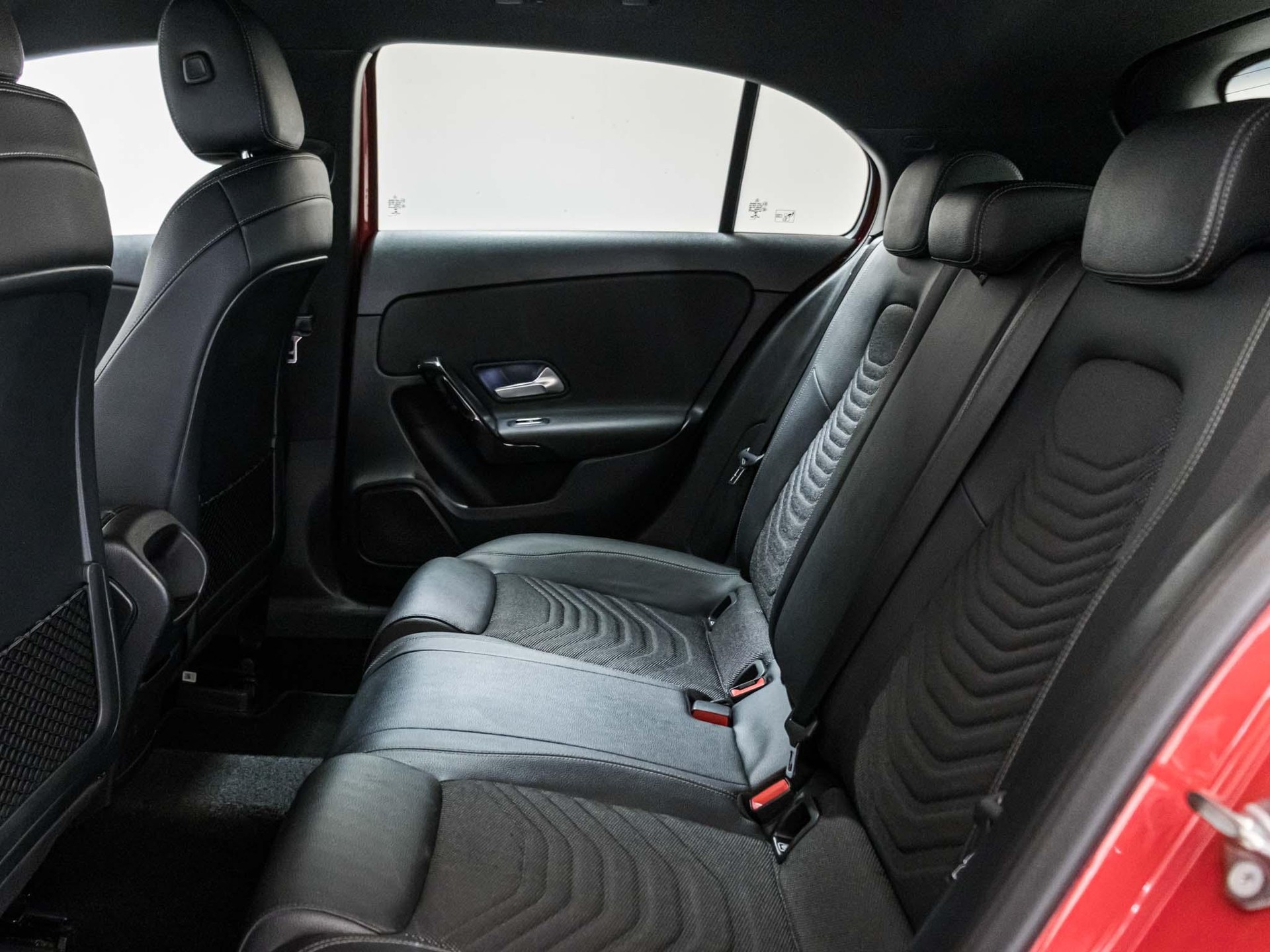 MERCEDES-BENZ A 200-image-7