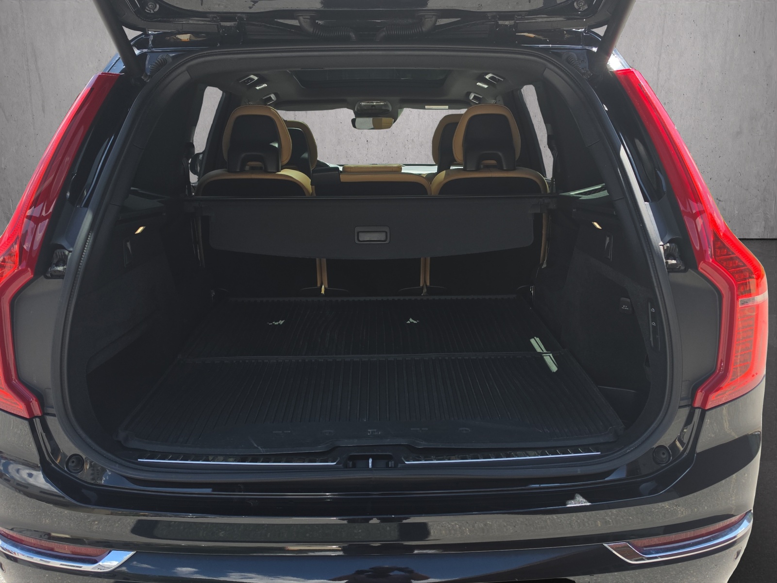 VOLVO XC90 2.0 D5 Inscription 5P. AWD-image-13