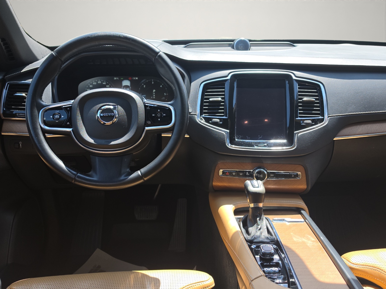 VOLVO XC90 2.0 D5 Inscription 5P. AWD-image-10