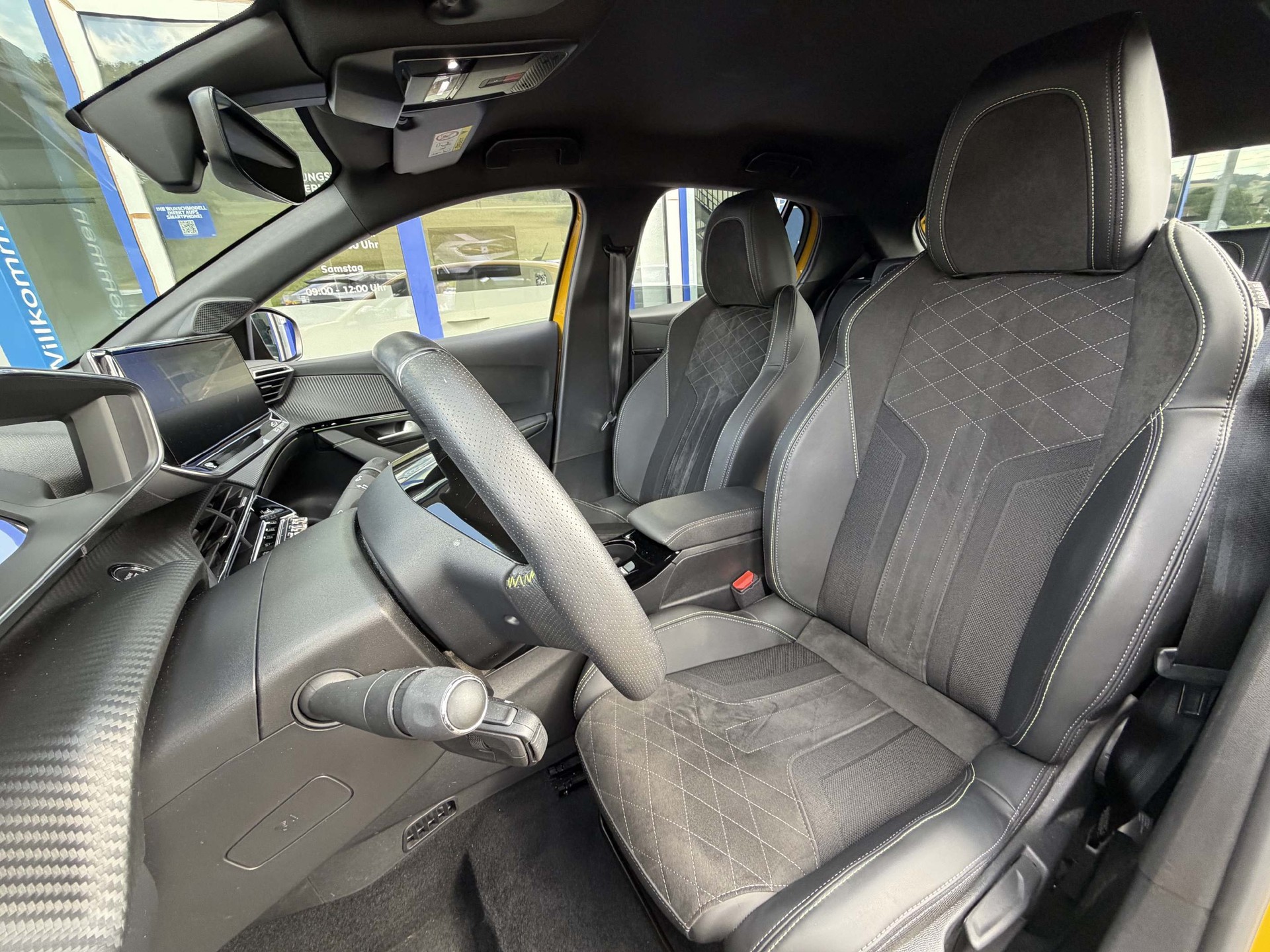 PEUGEOT 208 e-GT Pack *Full Option*-image-5
