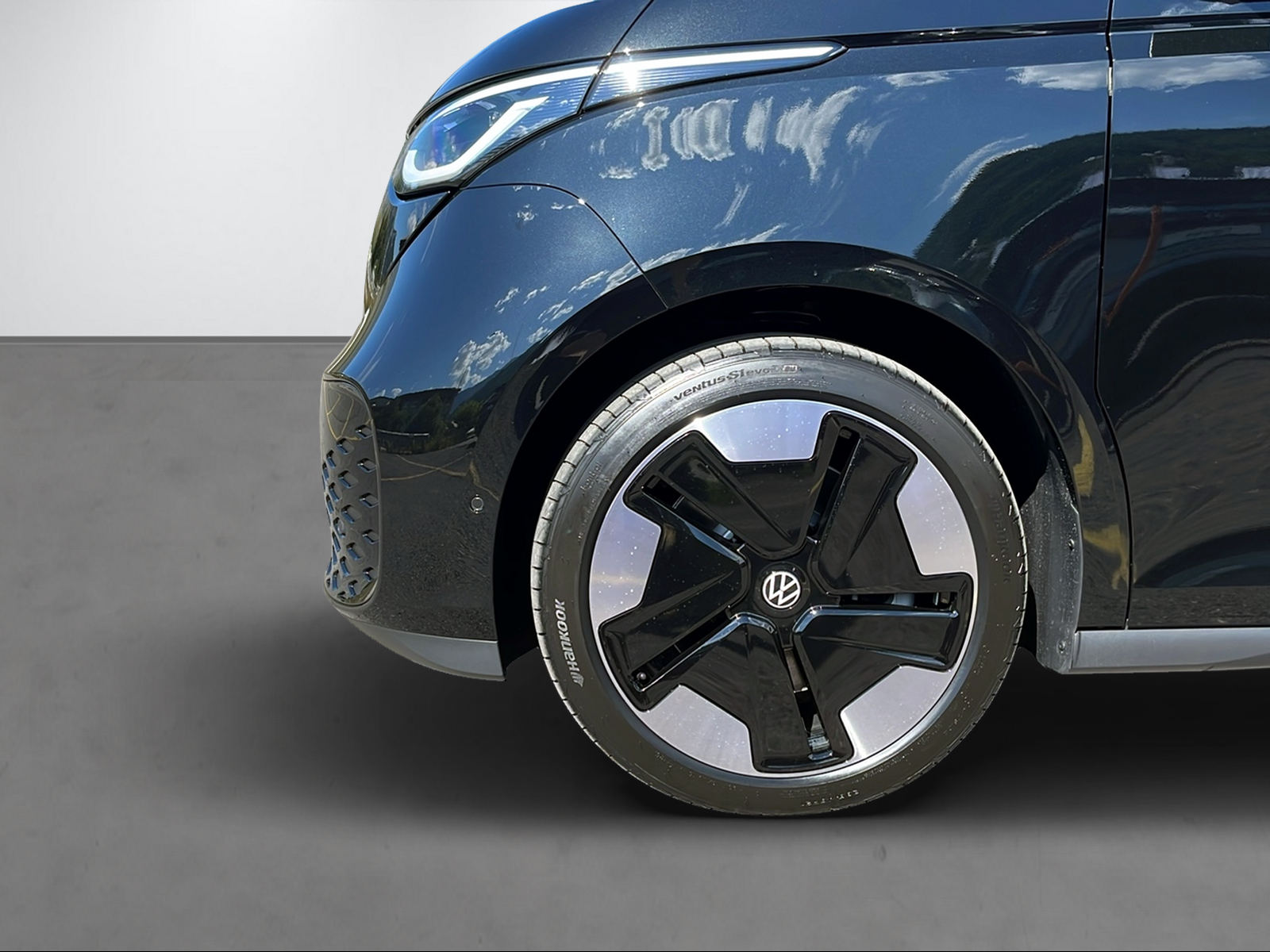 VW ID. Buzz Pro4M 86/91kWh 3239mm 340PS/250kW 86/91 kWh elektrisch-image-4
