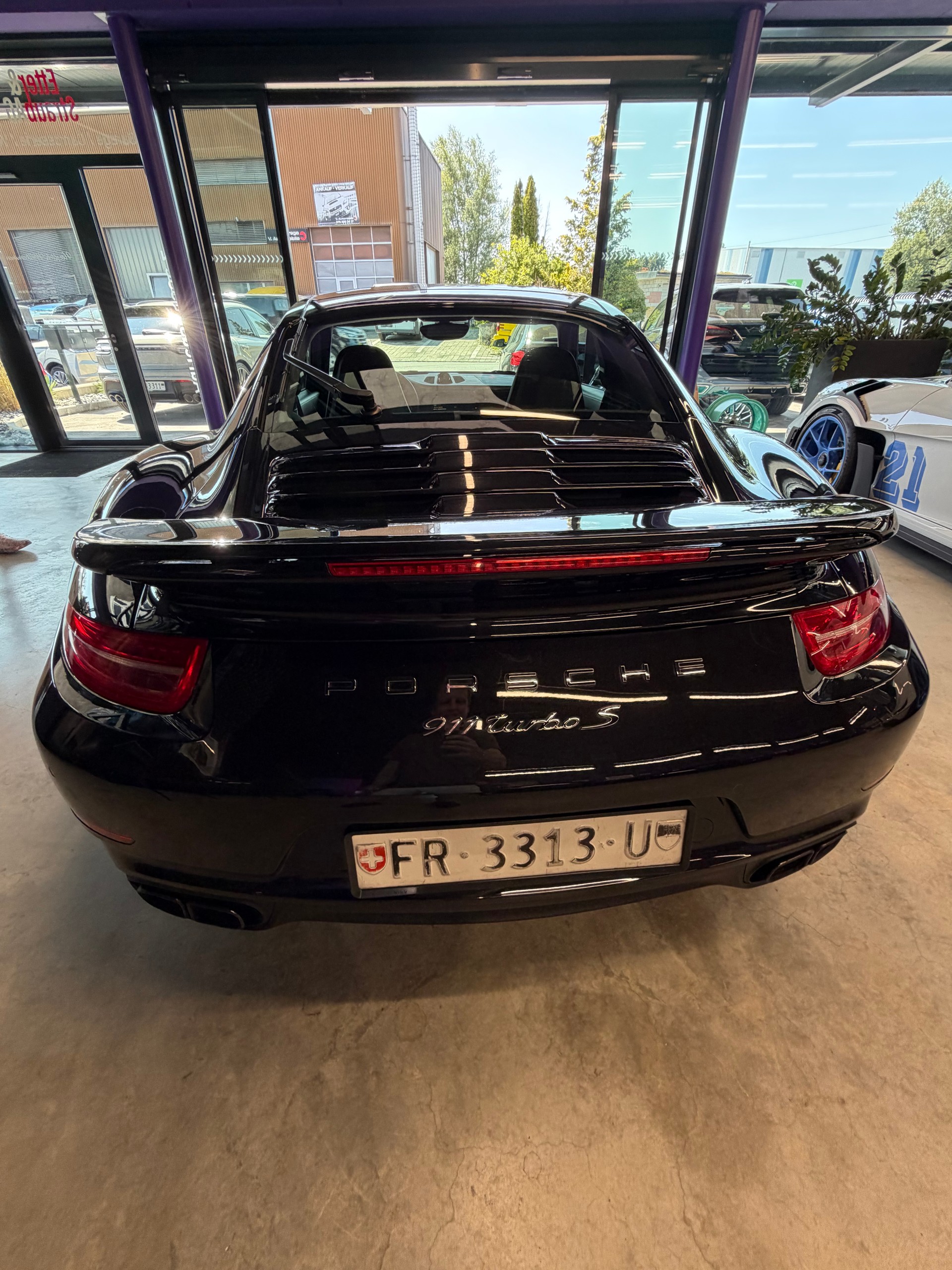 PORSCHE 911 Turbo S PDK-image-7