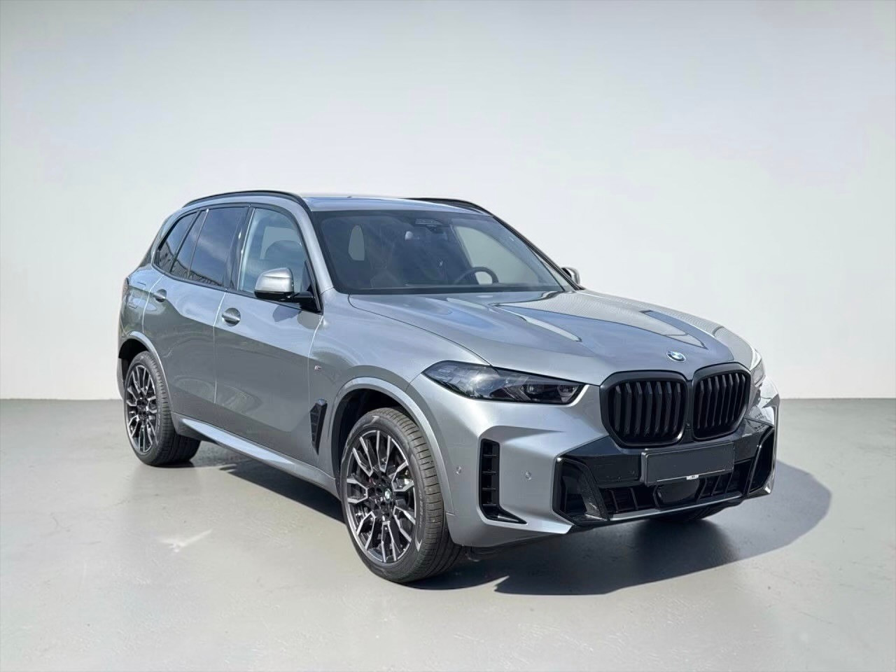 BMW X5 xDrive 48V 40i M Sport Pro Steptronic-image-0