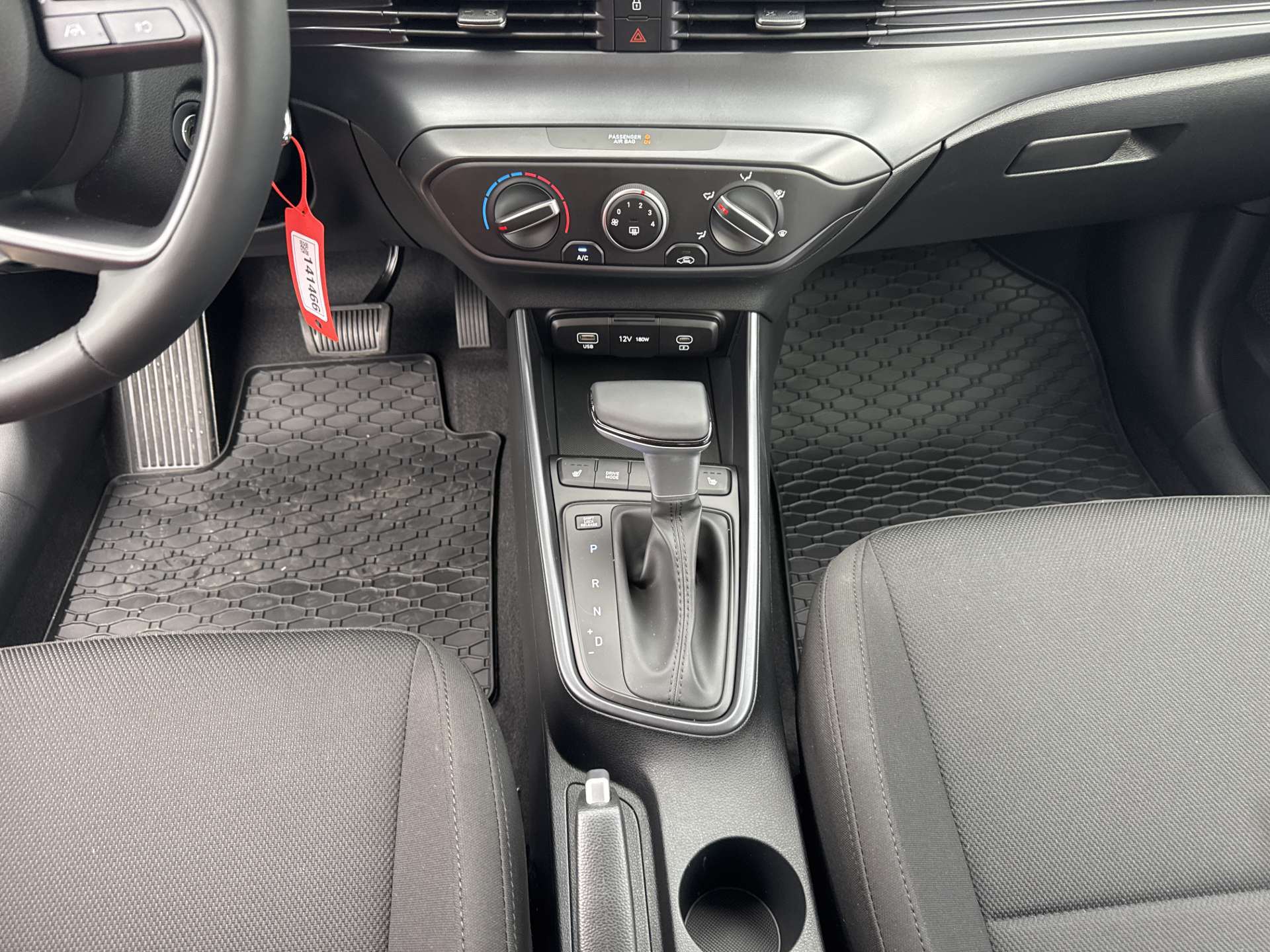 HYUNDAI i20 1.0 T-GDi Comfort DCT-Automat-image-11