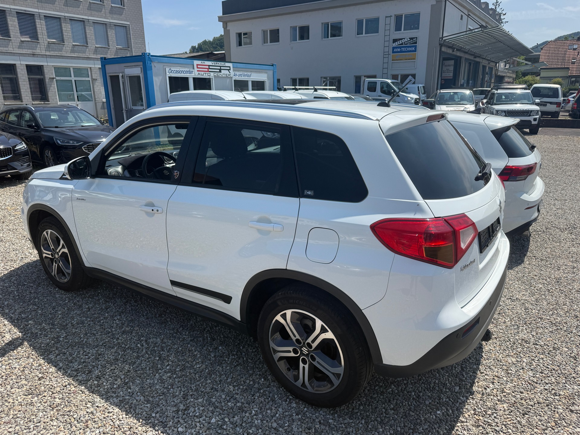 SUZUKI Vitara 1.6 TD Sergio Cellano Top-image-3