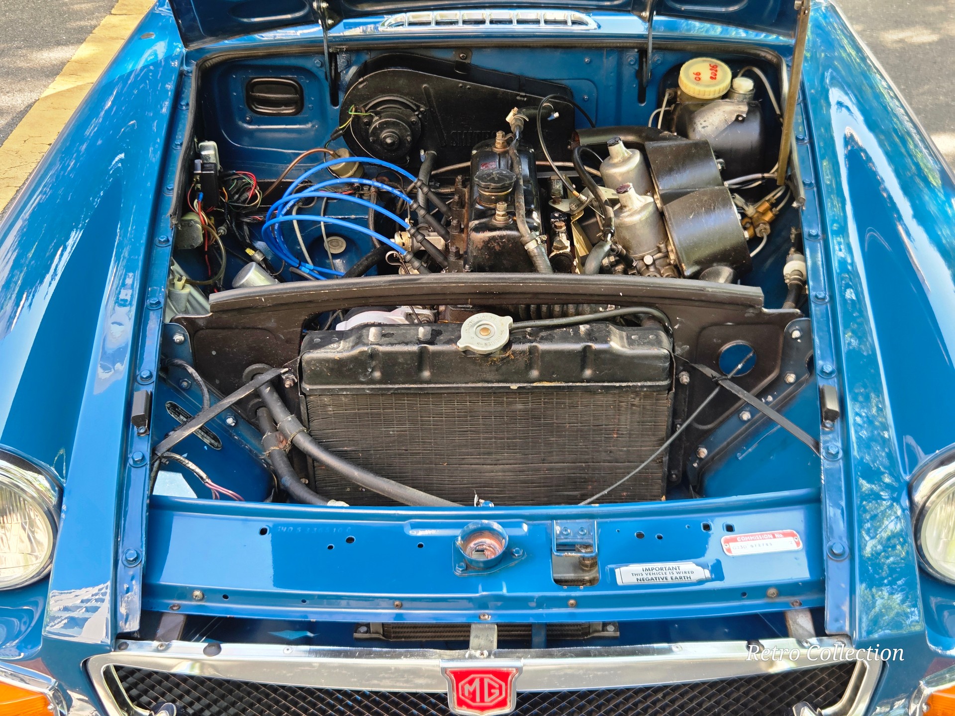 MG MGB GT - ultime série avec pare-chocs chromés - Overdrive - voiture CH - Expertisée vétéran 01.06.2026.-image-15