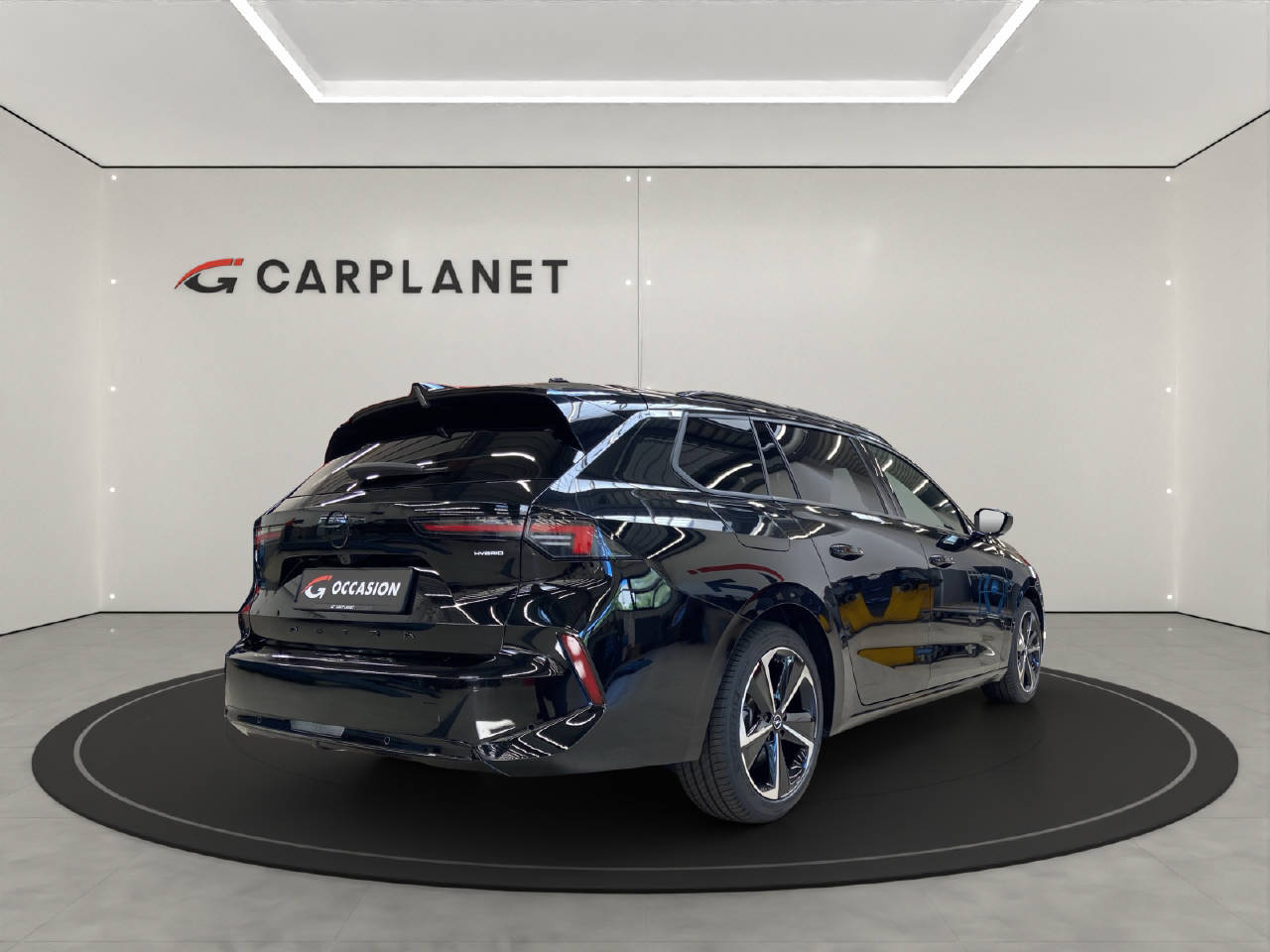 OPEL Astra Sports Tourer 1.2 T Hybrid GS-image-3