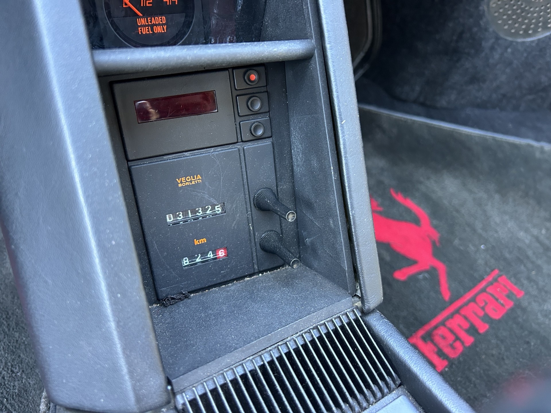 FERRARI Testarossa-image-12