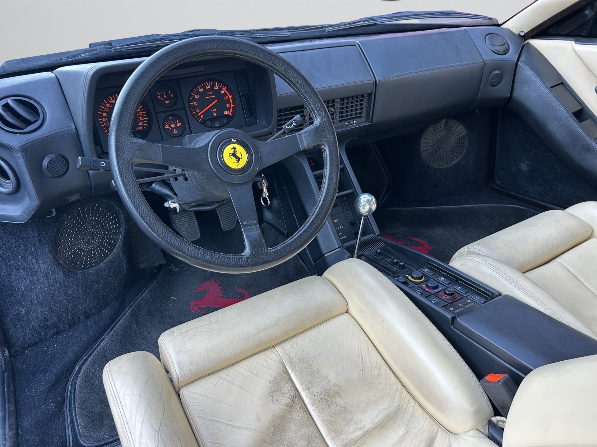 FERRARI Testarossa-image-8