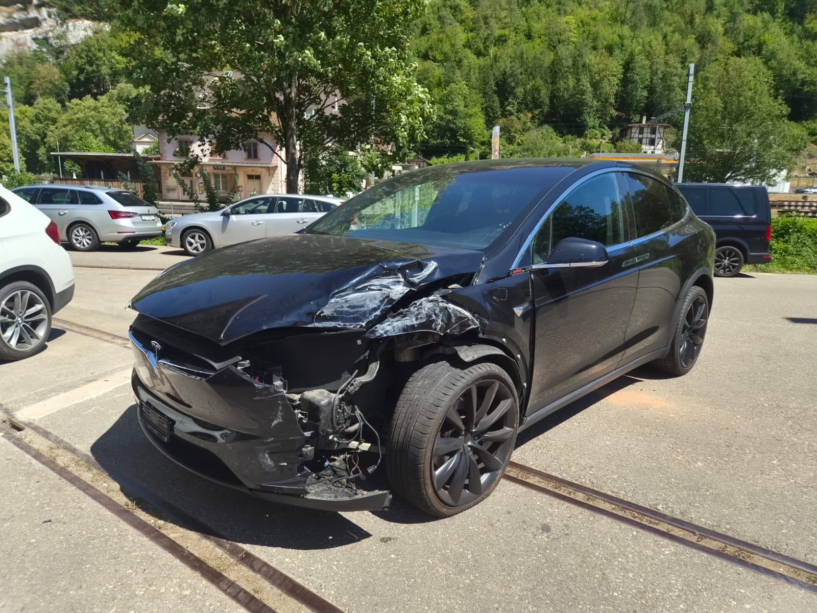 TESLA Model X 100 D-image-3