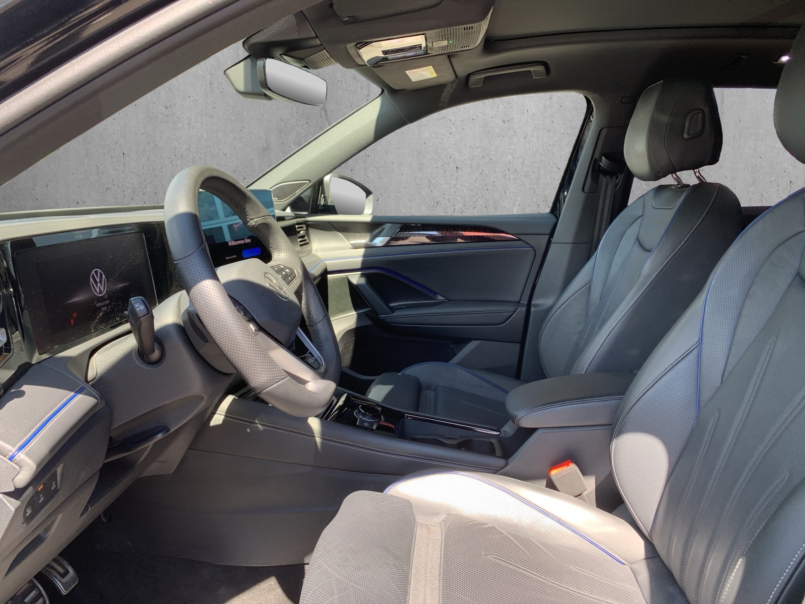 VW Tiguan 2.0 TSI DSG R-Line 4Motion-image-8