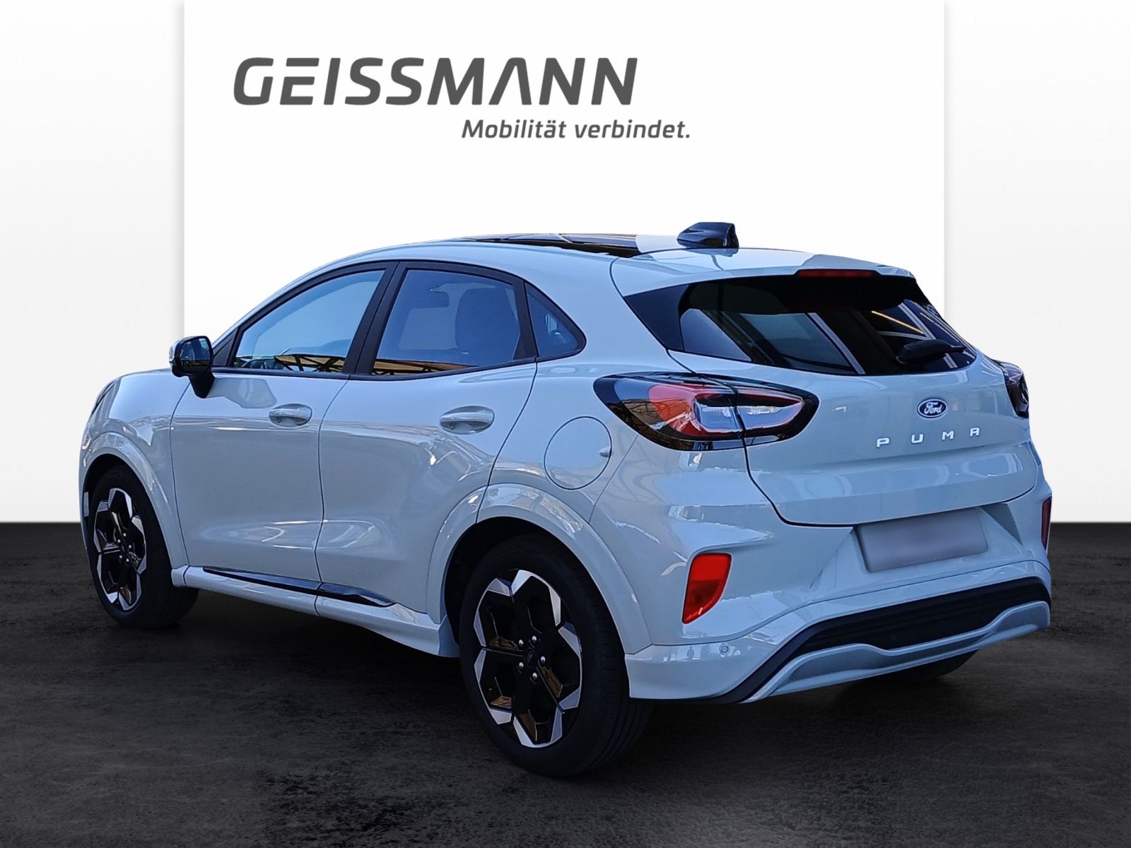 FORD Puma Gen-E Premium-showroom-element-2