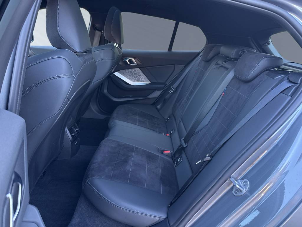 BMW 123 xDrive M Sport Steptronic-image-7