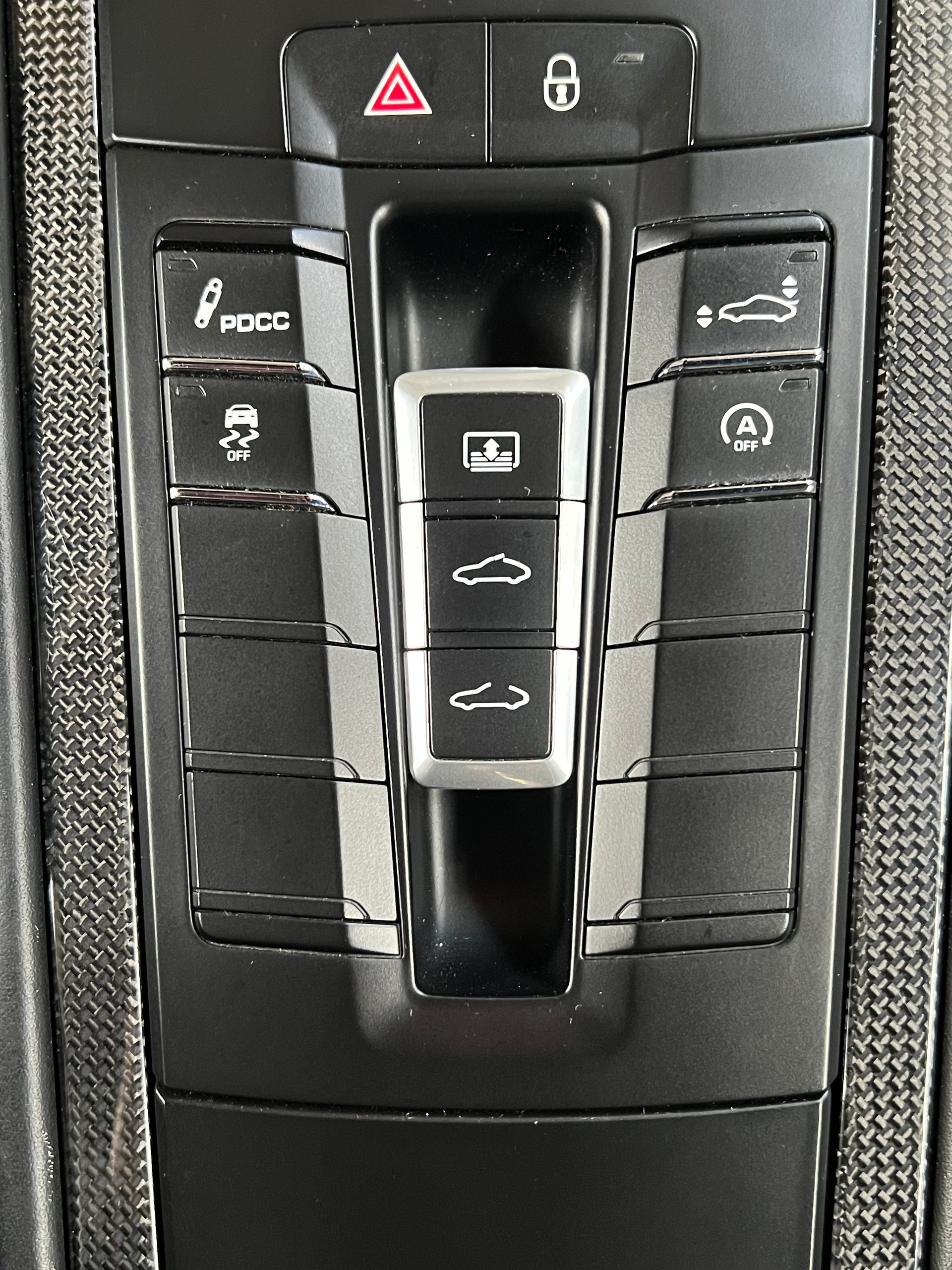 PORSCHE 911 Turbo S PDK-image-3