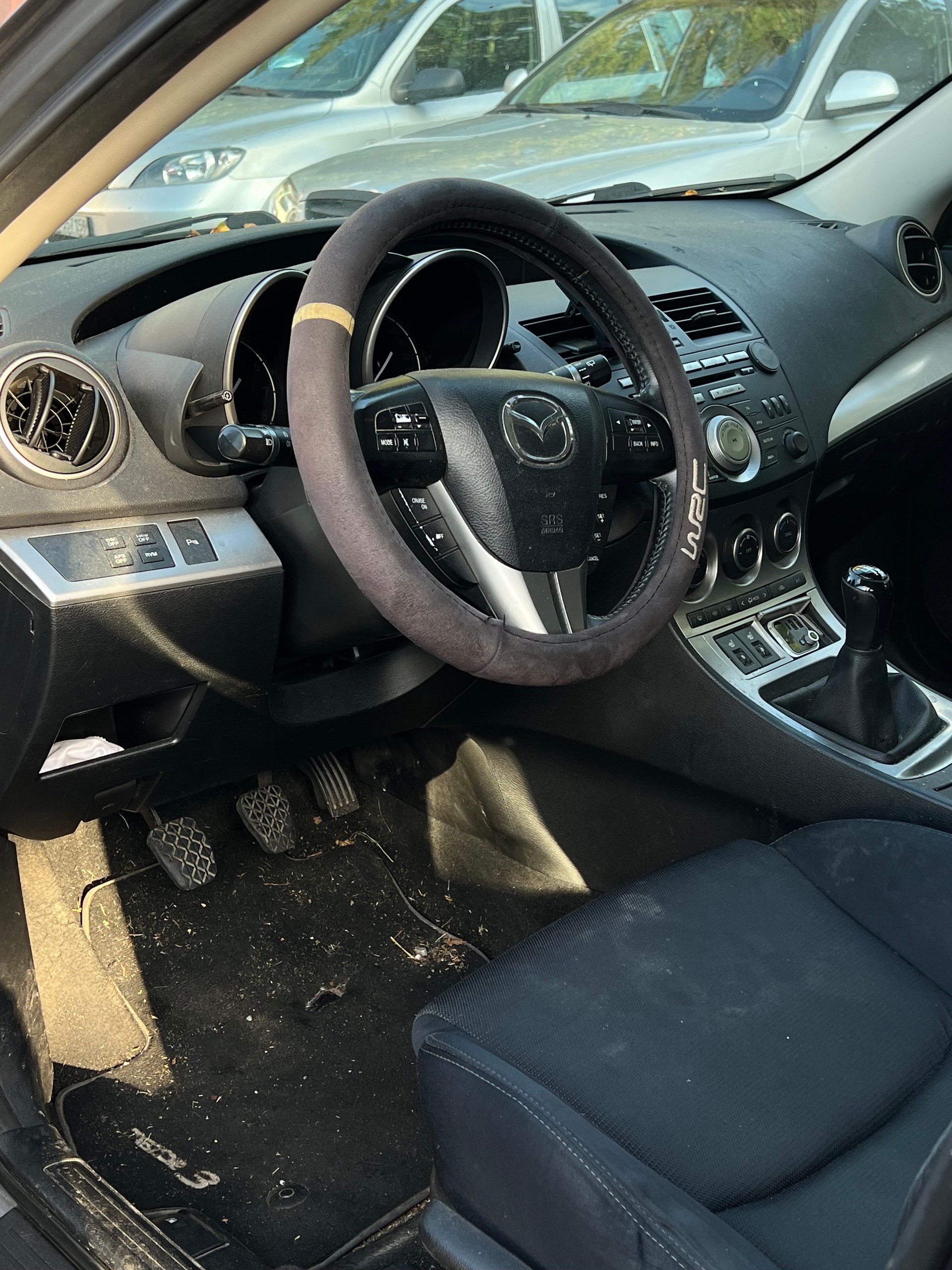 MAZDA 3 2.0 16V DISI Sport-image-6