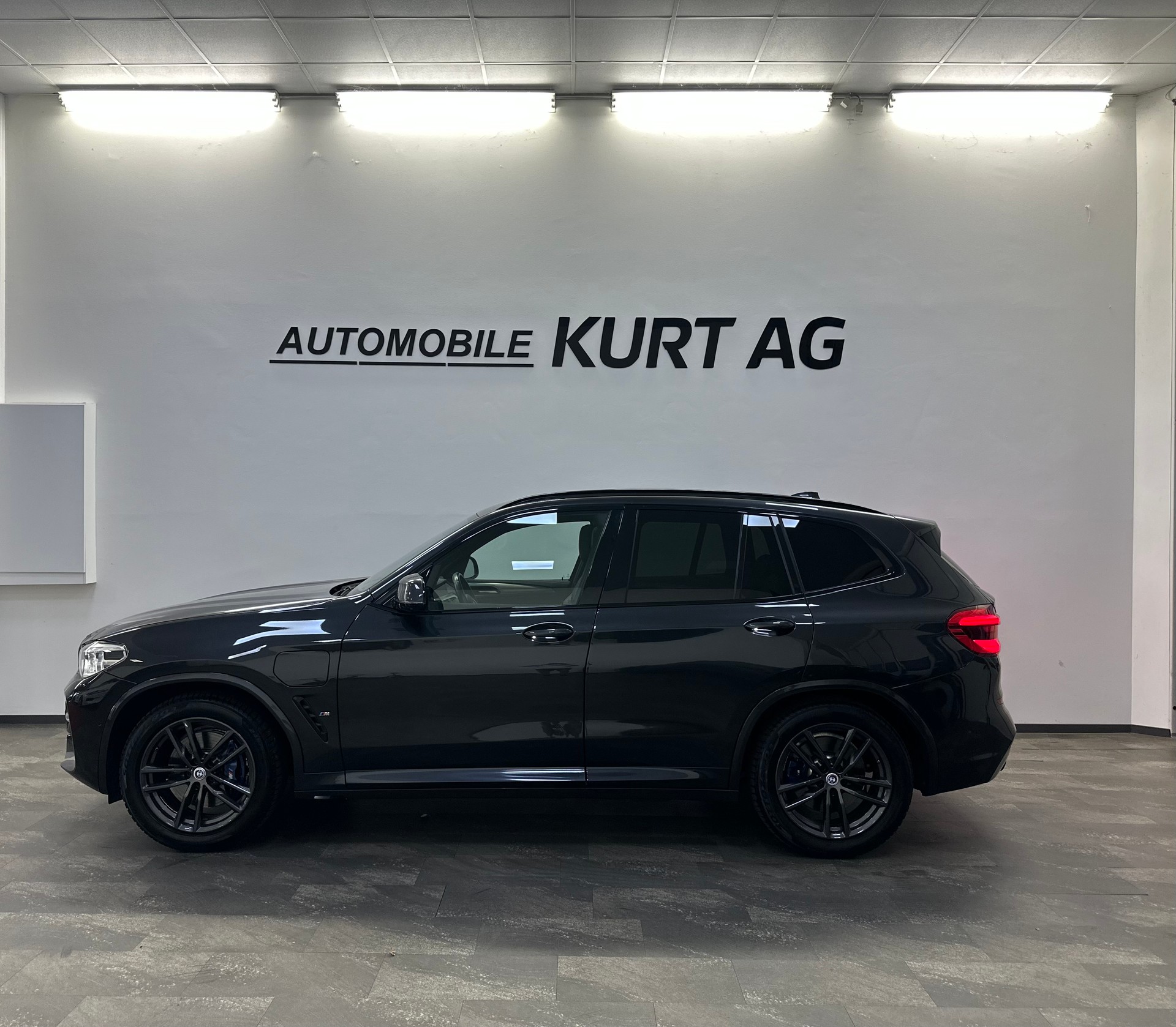 BMW X3 xDrive 30e M Sport-image-2