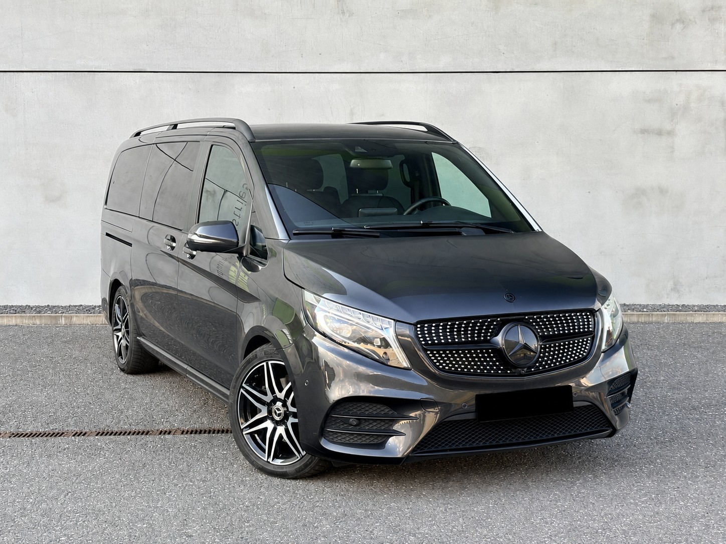 MERCEDES-BENZ Mercedes-Benz V 300 d lang 4MATIC 9G-TRONIC AVANTGARDE EDITION AMG Line-image-1