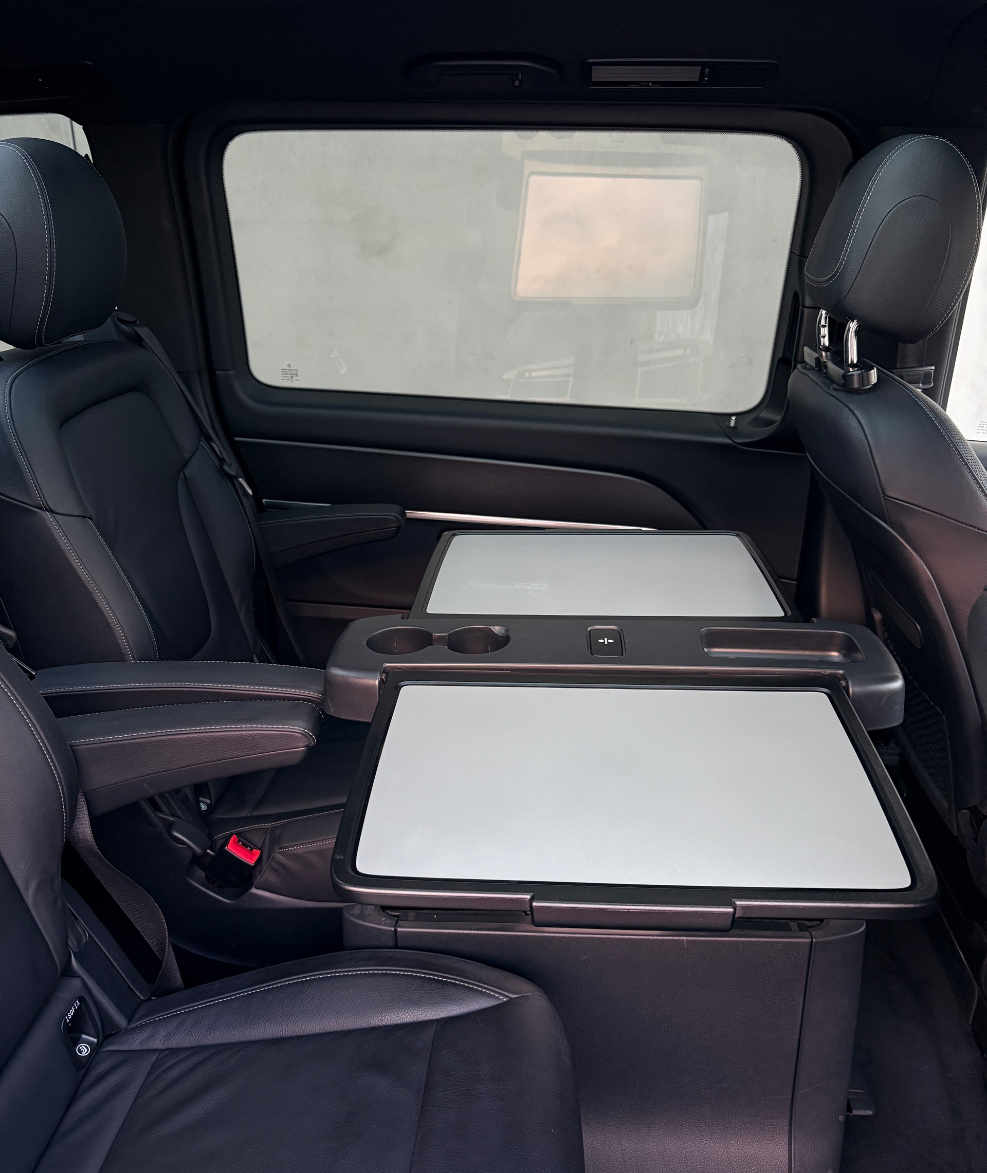 MERCEDES-BENZ Mercedes-Benz V 300 d lang 4MATIC 9G-TRONIC AVANTGARDE EDITION AMG Line-image-14
