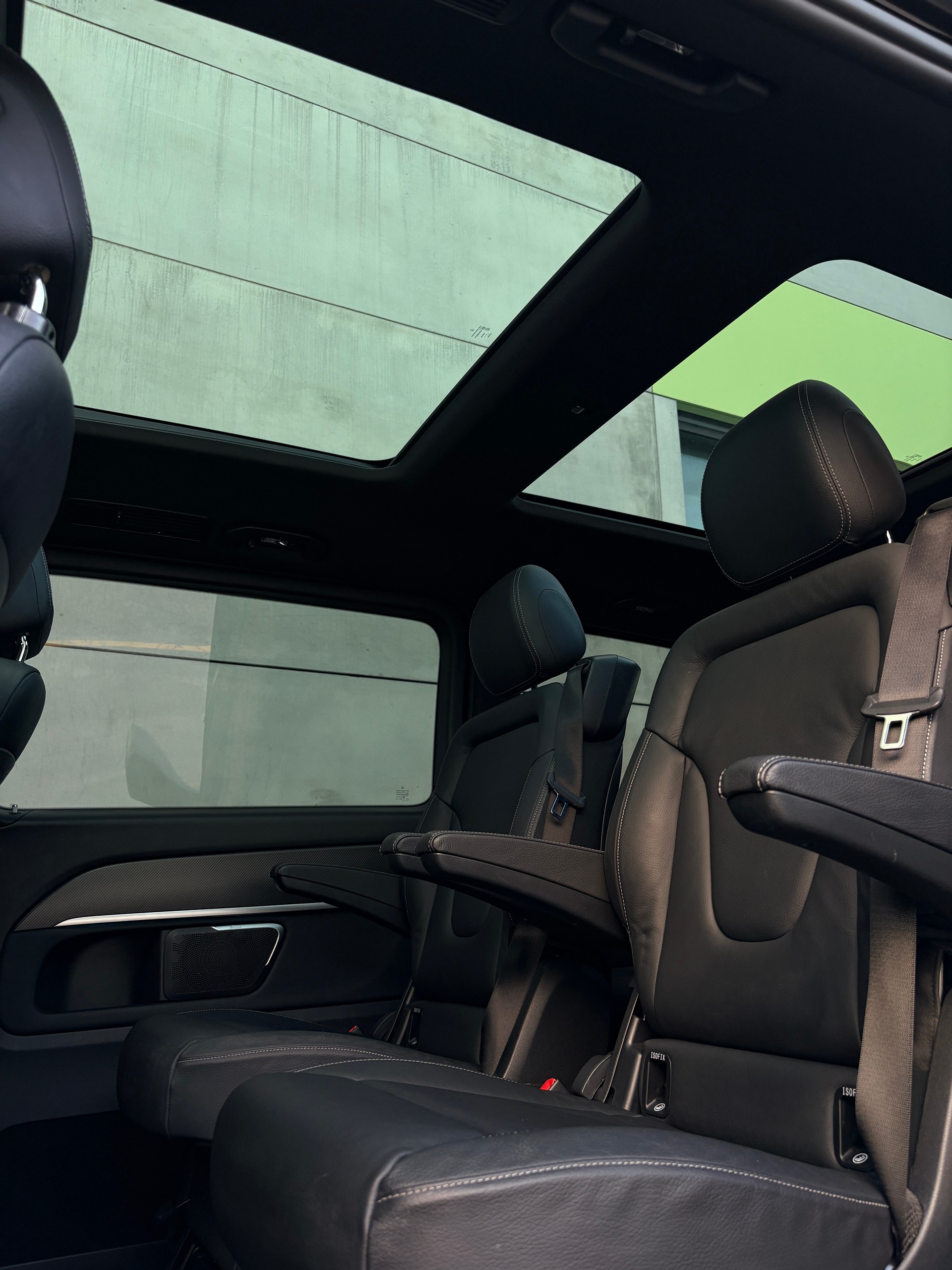 MERCEDES-BENZ Mercedes-Benz V 300 d lang 4MATIC 9G-TRONIC AVANTGARDE EDITION AMG Line-image-12