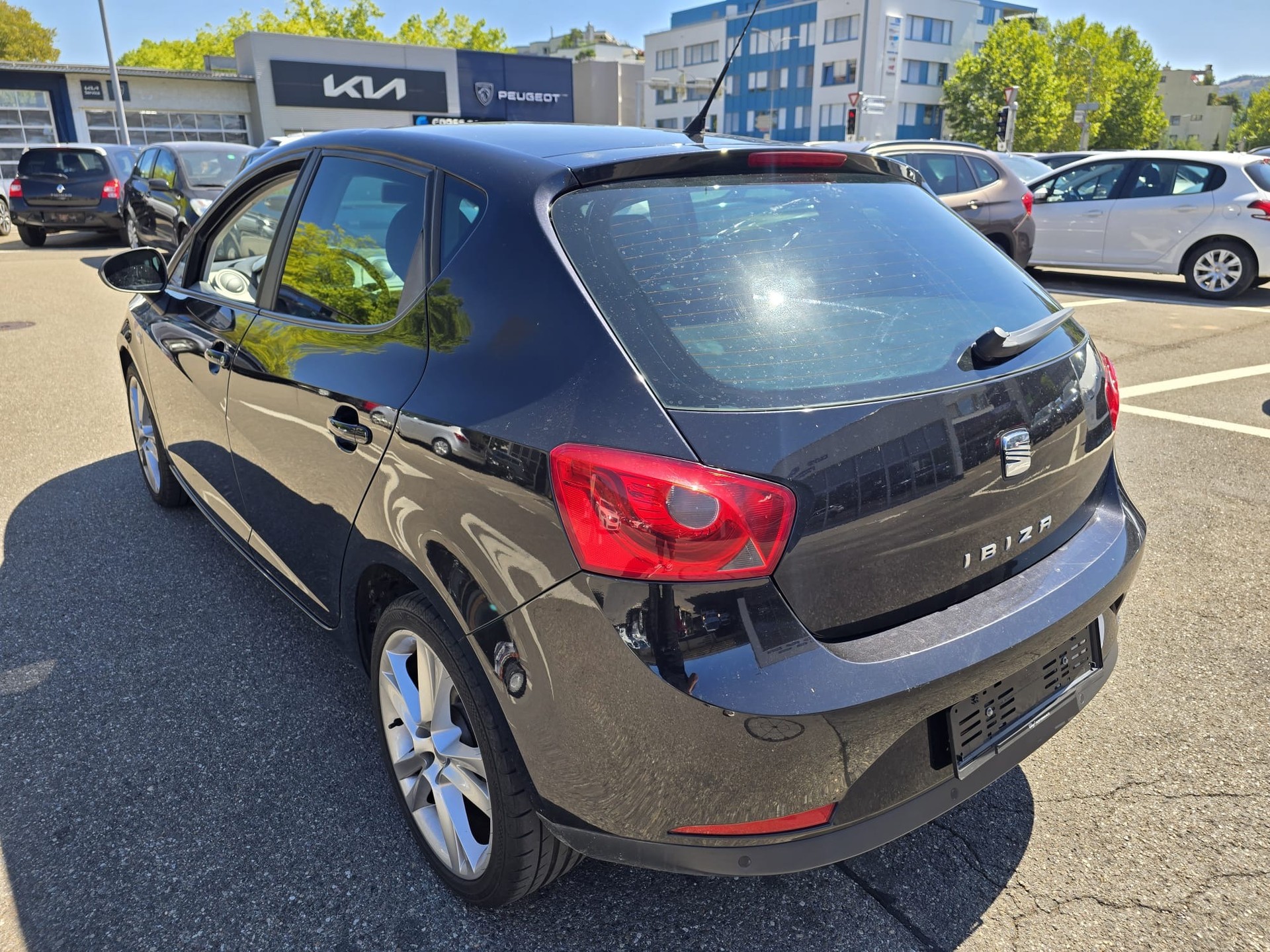 SEAT Ibiza 1.6 Style-image-6