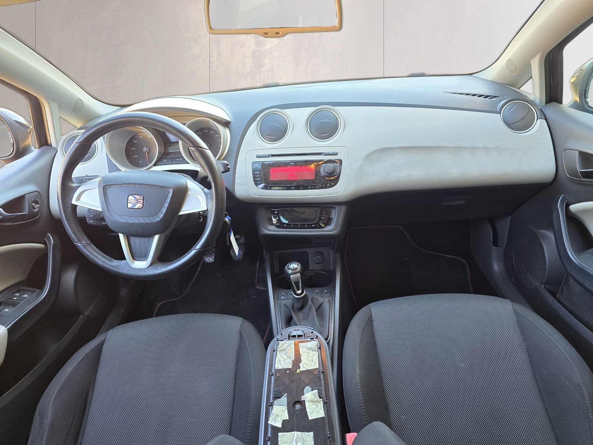 SEAT Ibiza 1.6 Style-image-8