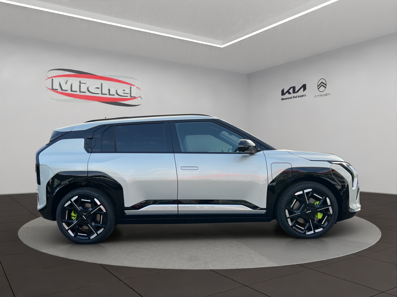 KIA EV3 81,4 kWh GT 4x4 / Leasing-Aktion ab 0.00% / top-Ausstattung / CH-Fahrzeug 7-Jahre oder 150'000KM Garantie-image-4
