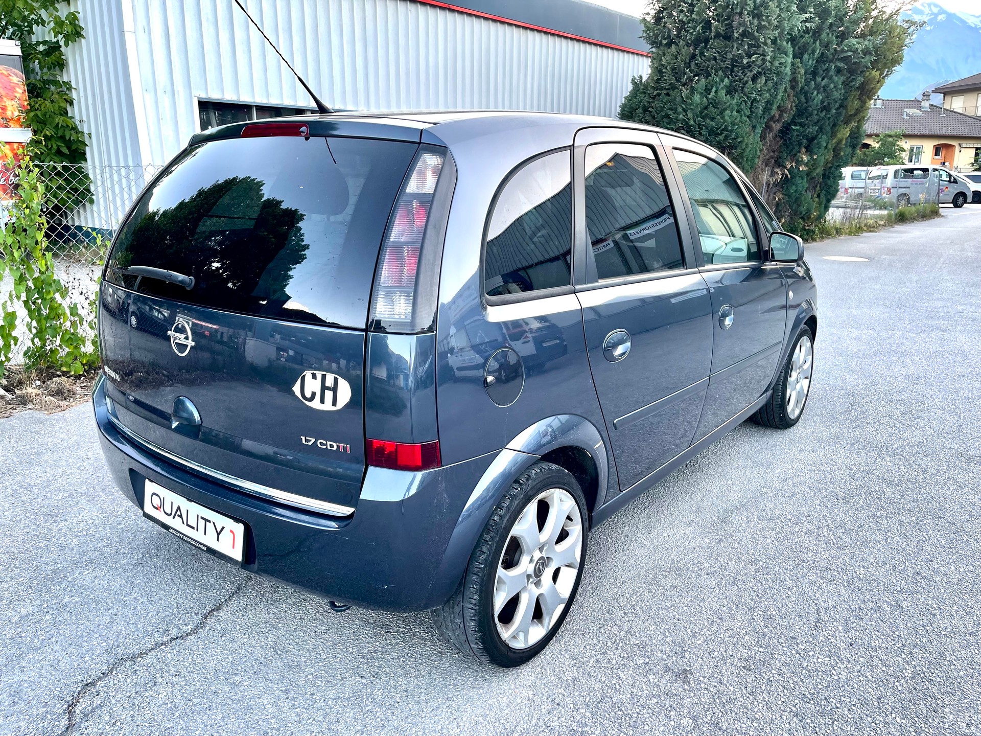 OPEL Meriva 1.7 CDTi Edition-image-2