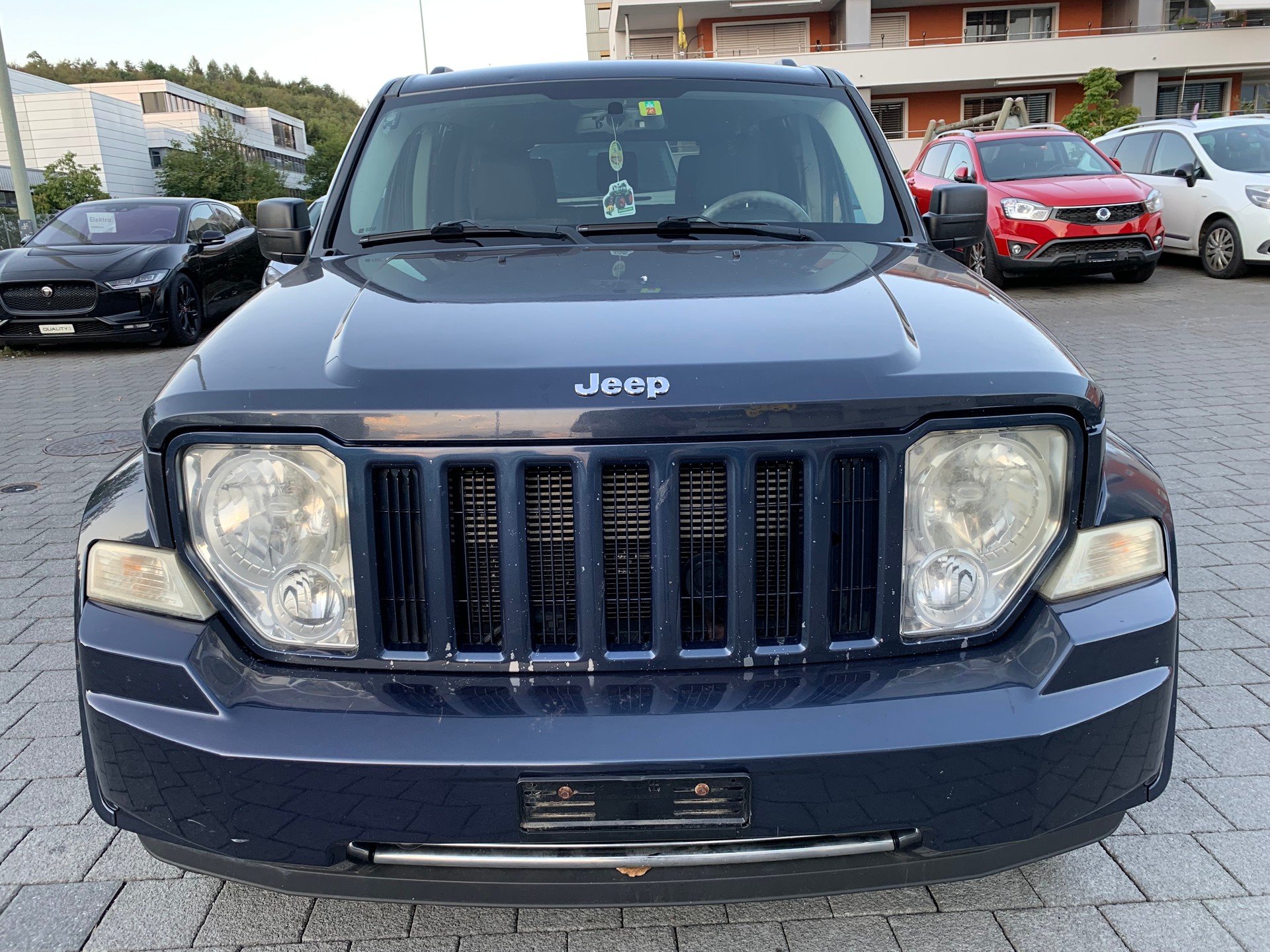 JEEP Cherokee 2.8 CRD Limited Automatic-image-4