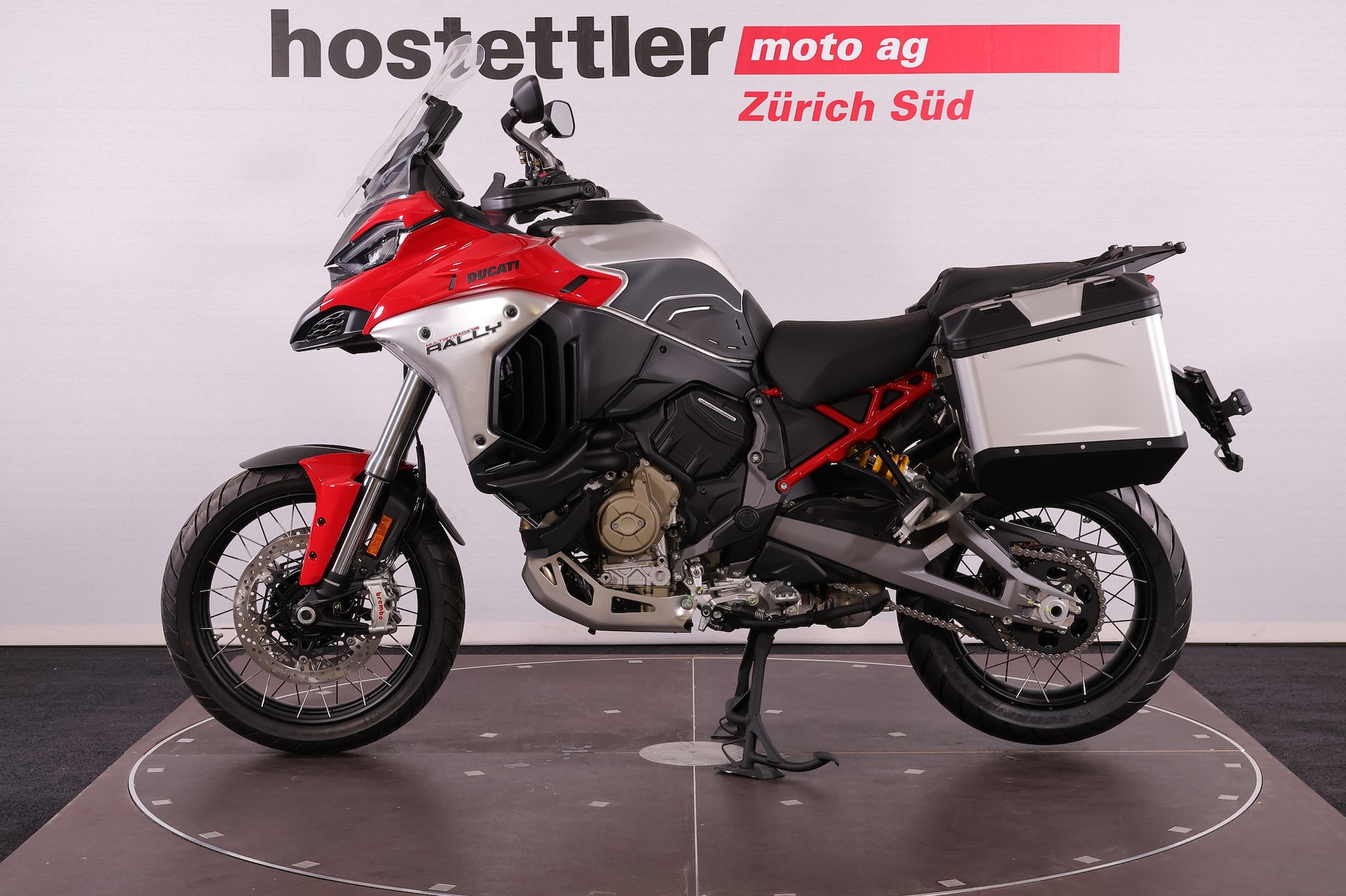 DUCATI Multistrada V4 Rally Travel & Radar