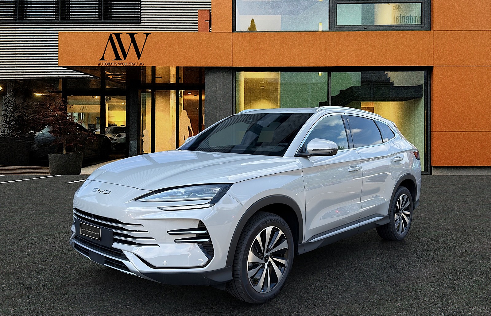 BYD Seal U DM-i Design AWD / Voll Ausstattung-image-2