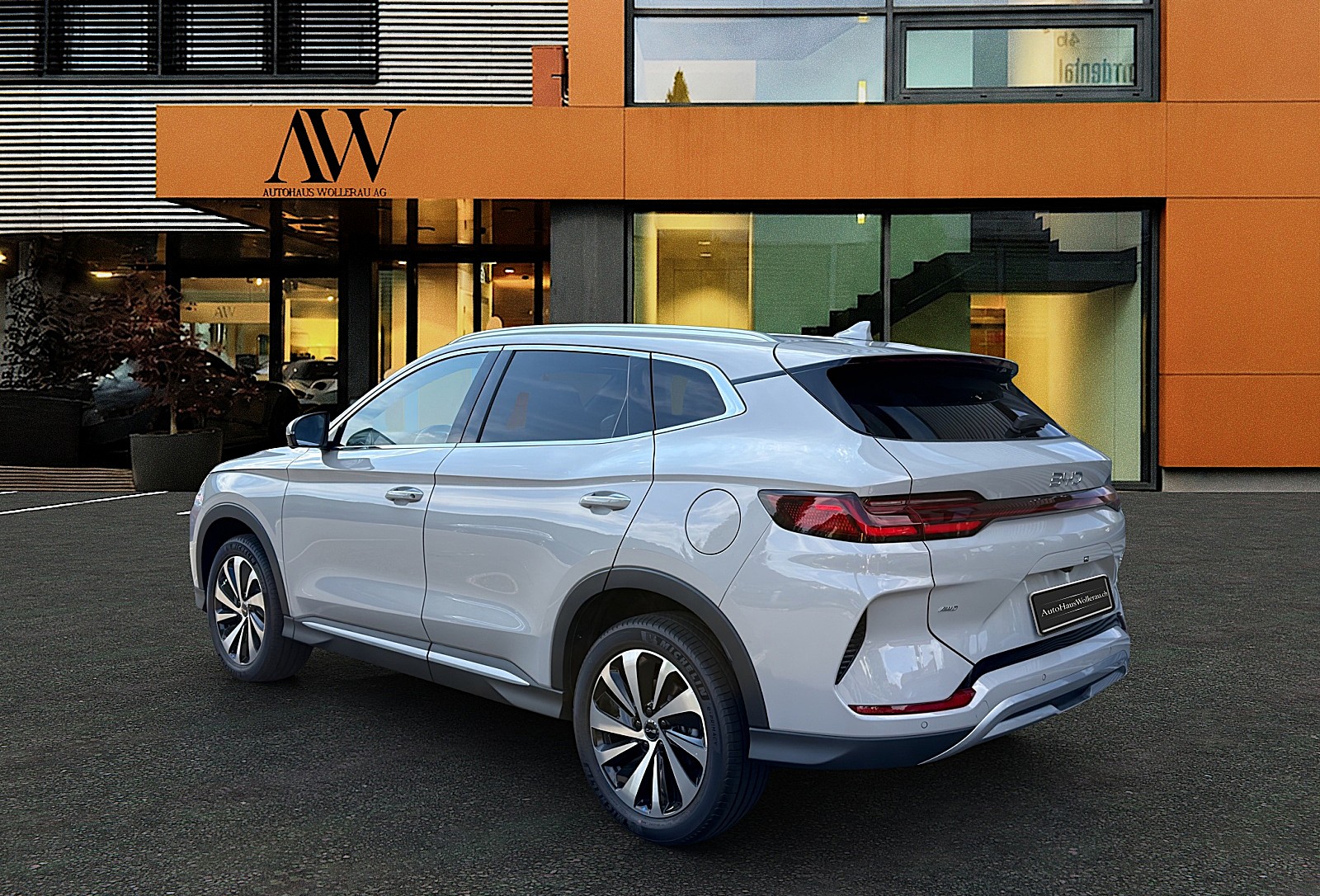 BYD Seal U DM-i Design AWD / Voll Ausstattung-image-3