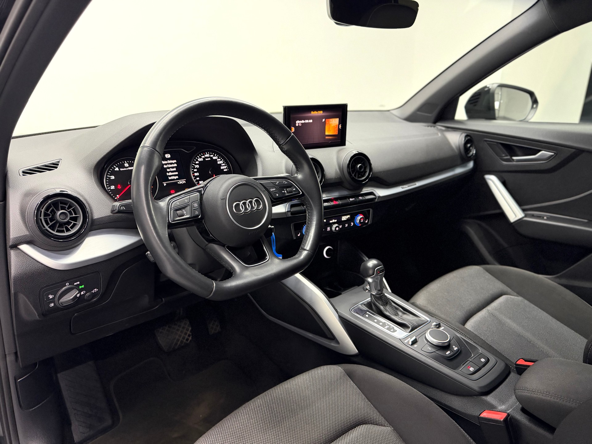 AUDI Q2 30 TFSI Sport S-tronic-image-9