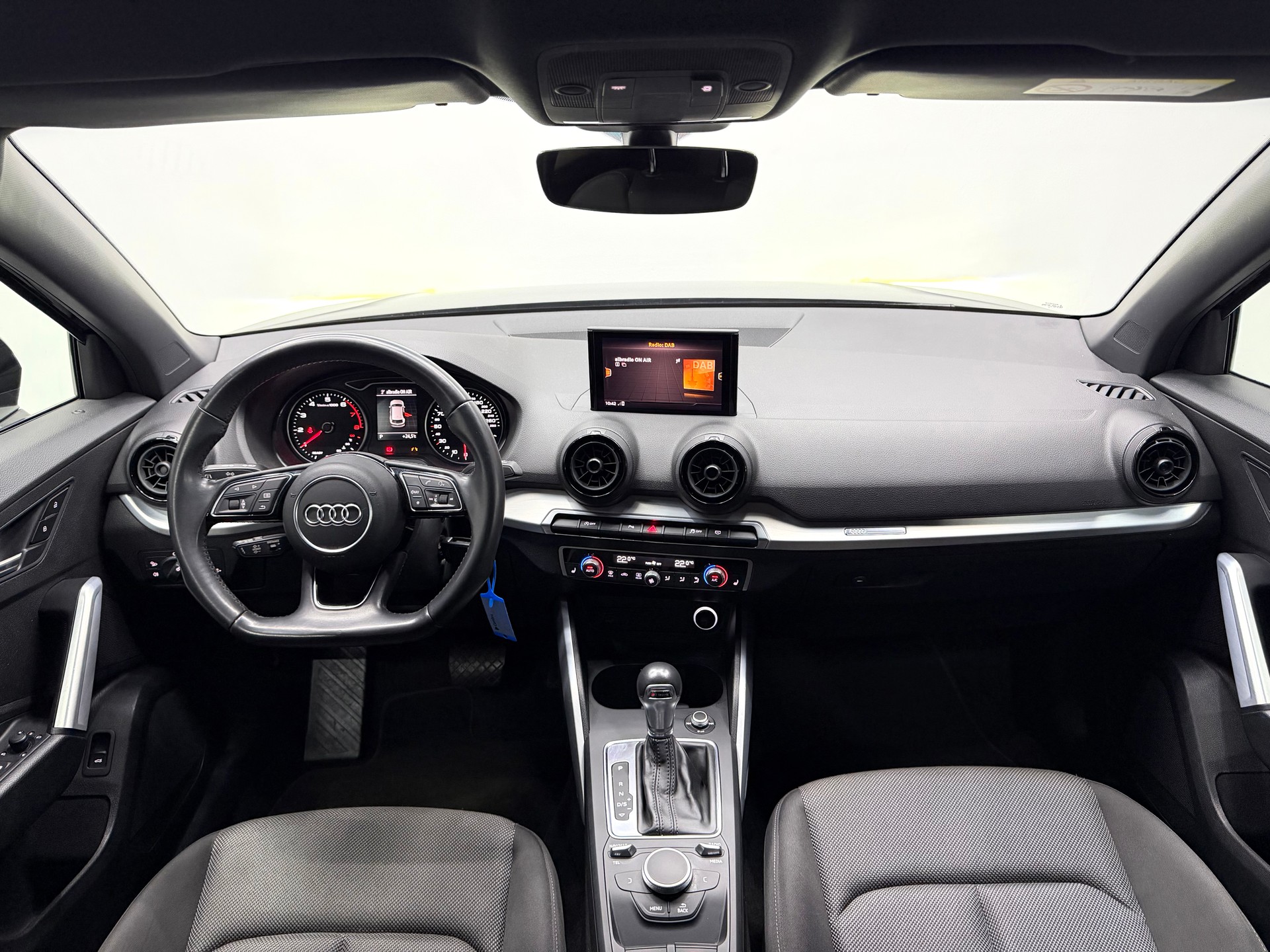 AUDI Q2 30 TFSI Sport S-tronic-image-10