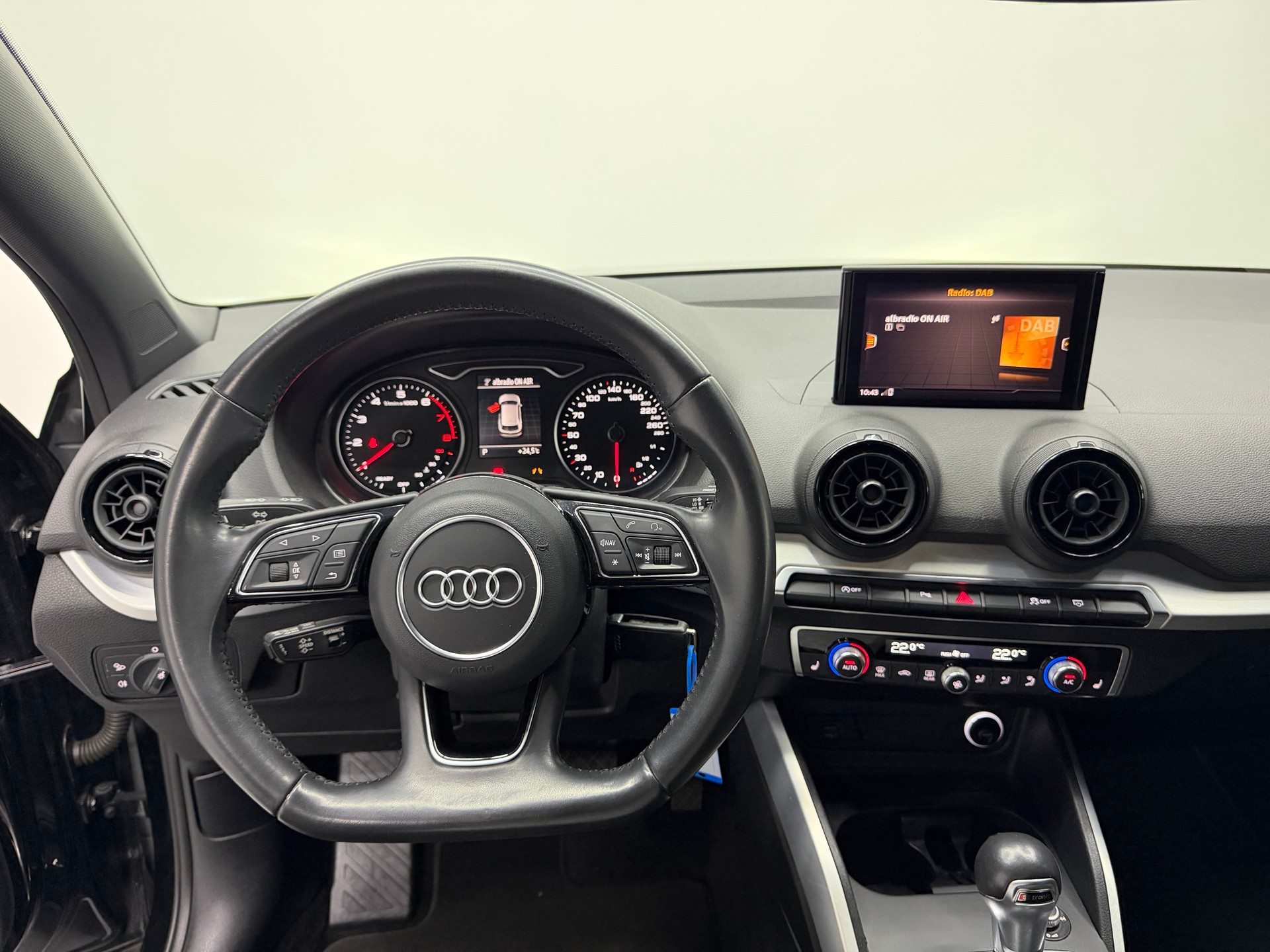 AUDI Q2 30 TFSI Sport S-tronic-image-16