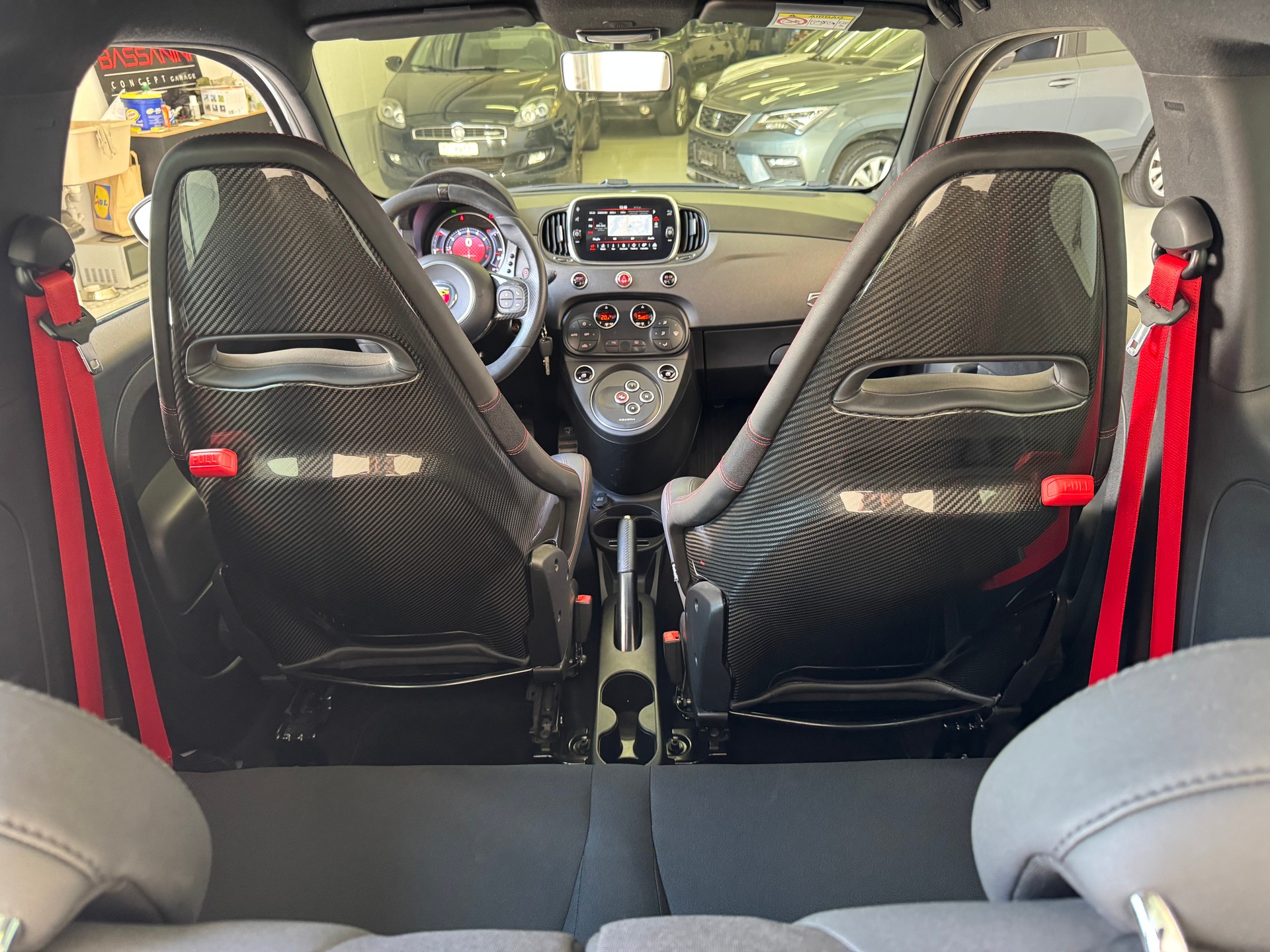 FIAT 595 1.4 16V Turbo Abarth Esseesse Dualogic-image-8