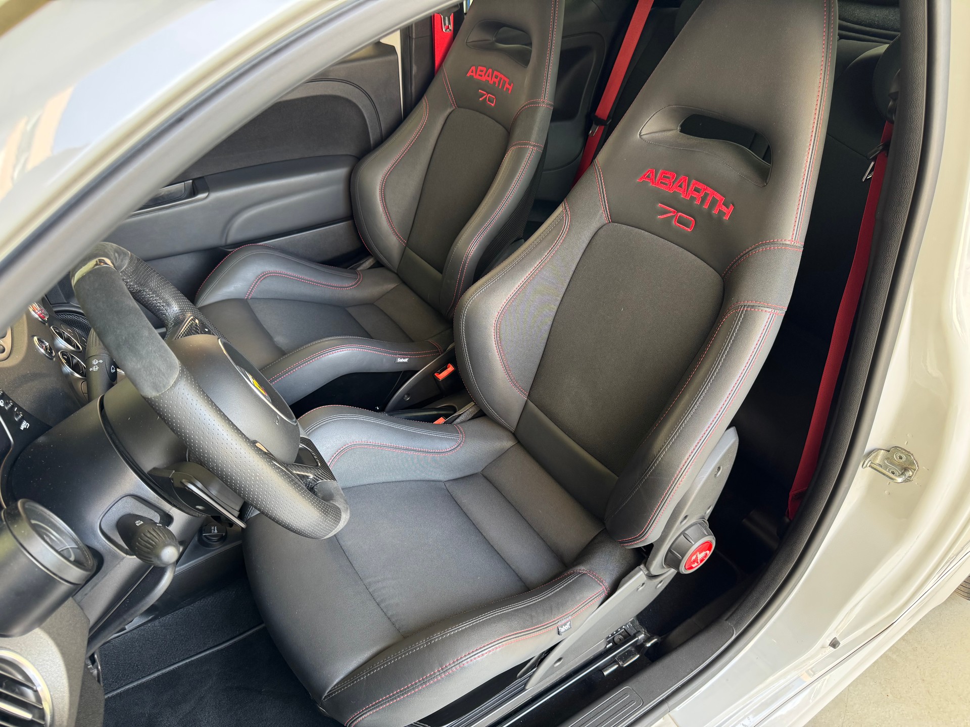 FIAT 595 1.4 16V Turbo Abarth Esseesse Dualogic-image-6