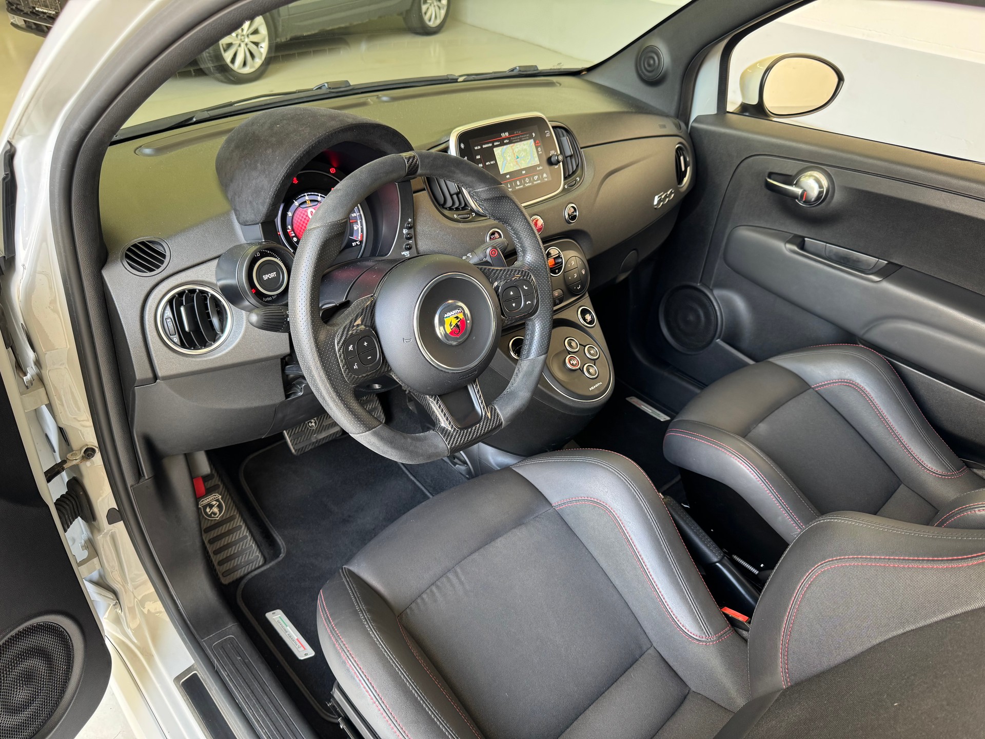 FIAT 595 1.4 16V Turbo Abarth Esseesse Dualogic-image-5