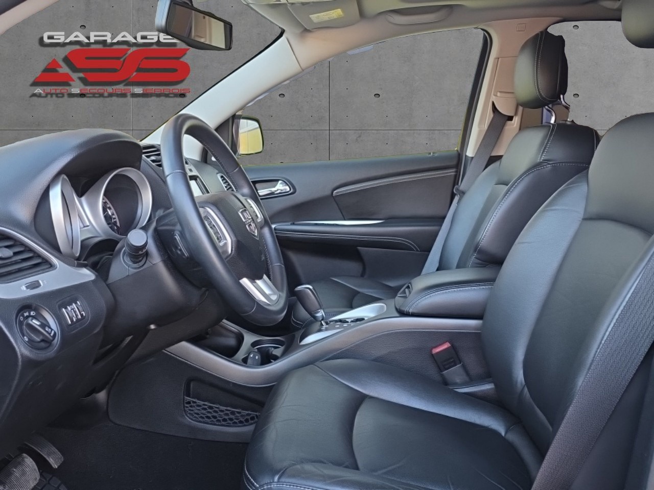 DODGE JOURNEY-image-4