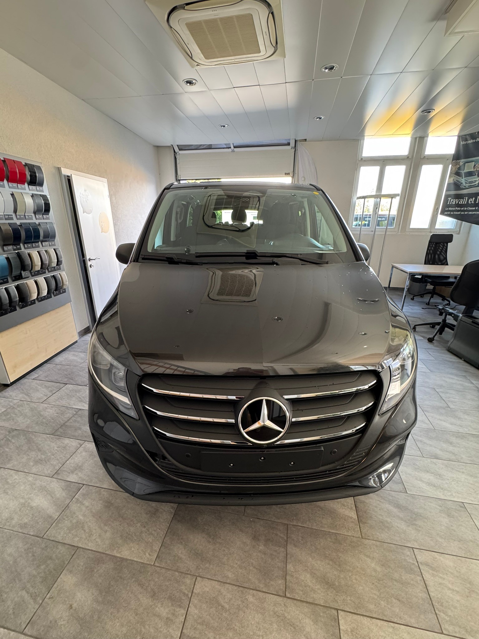 MERCEDES-BENZ Vito 116 CDI Lang Tourer 9G-Tronic 4M Select-image-1