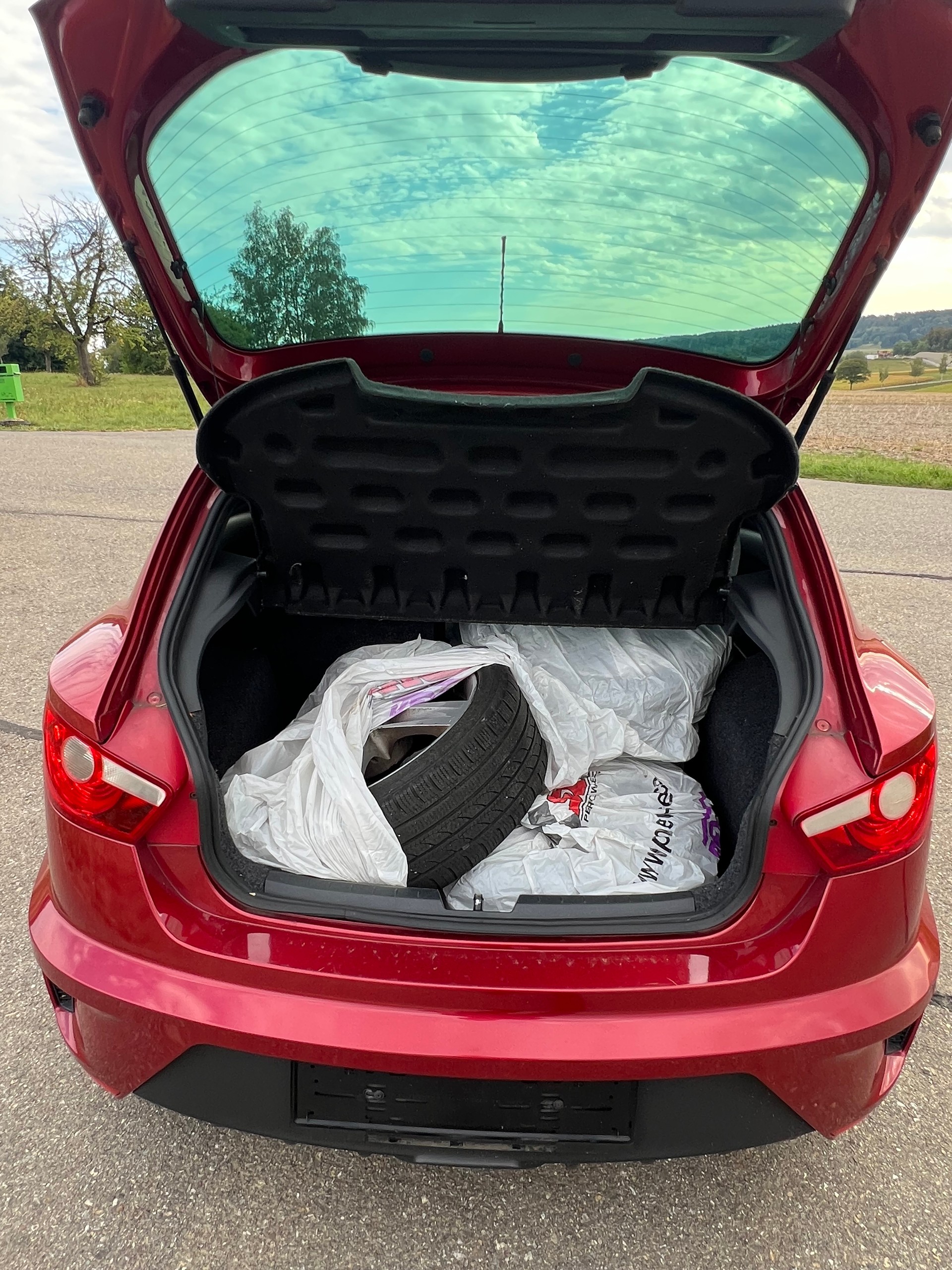 SEAT Ibiza SC 1.4 TSI Cupra DSG-image-5