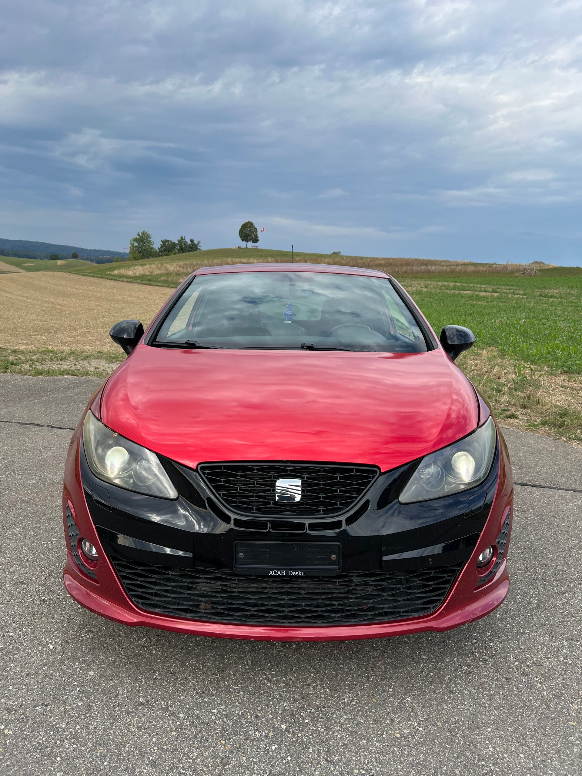 SEAT Ibiza SC 1.4 TSI Cupra DSG-image-0